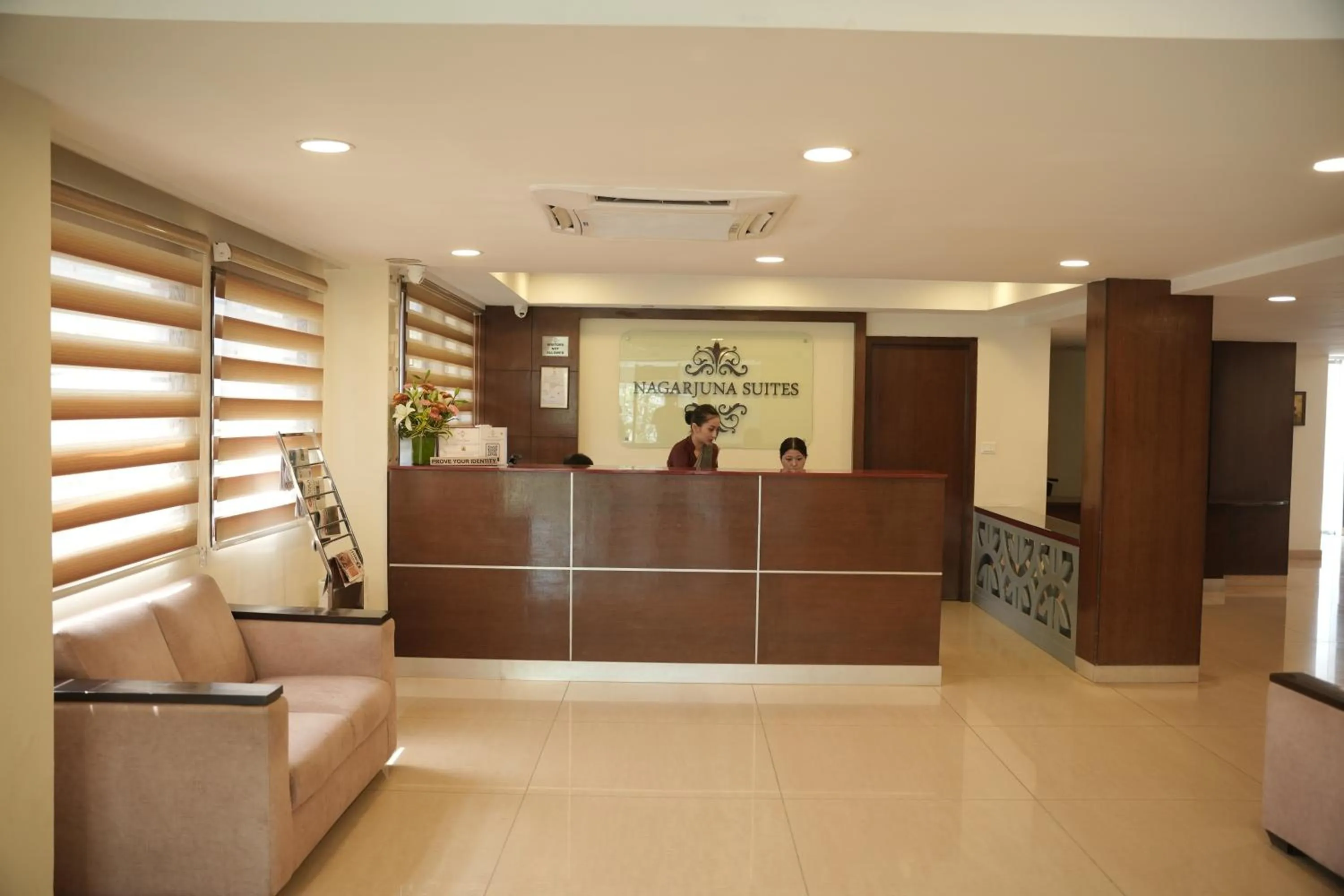 Lobby or reception in Hotel Nagarjuna Suites