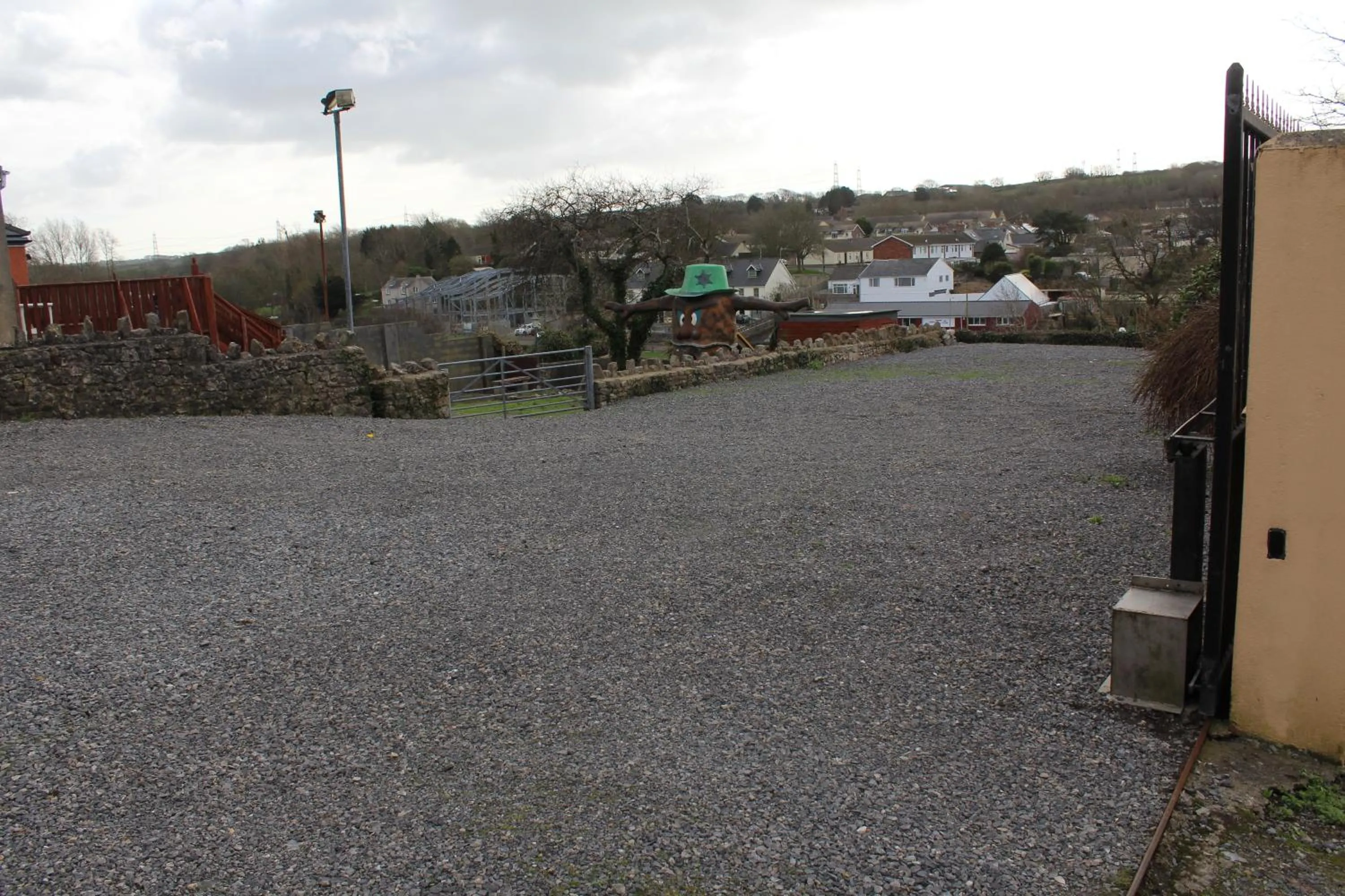 Property building in Middlegate Hotel