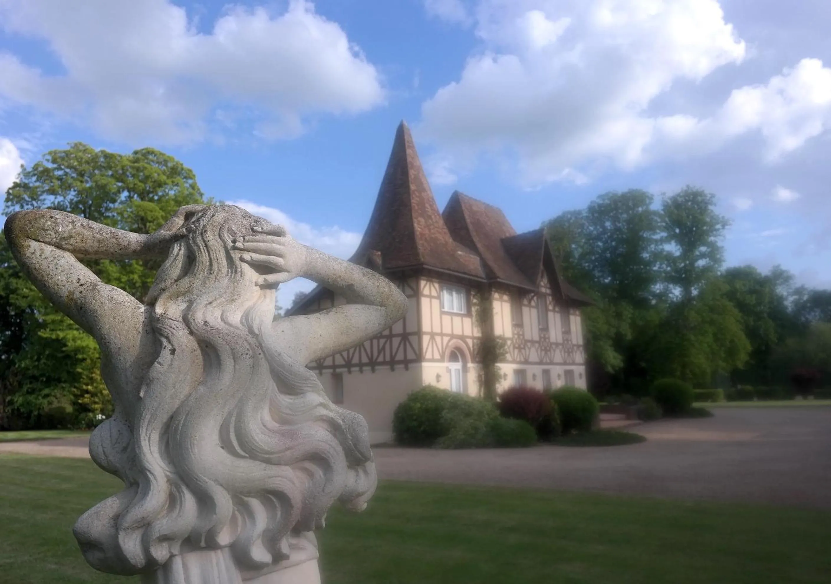 Facade/entrance in Domaine de la Reposée