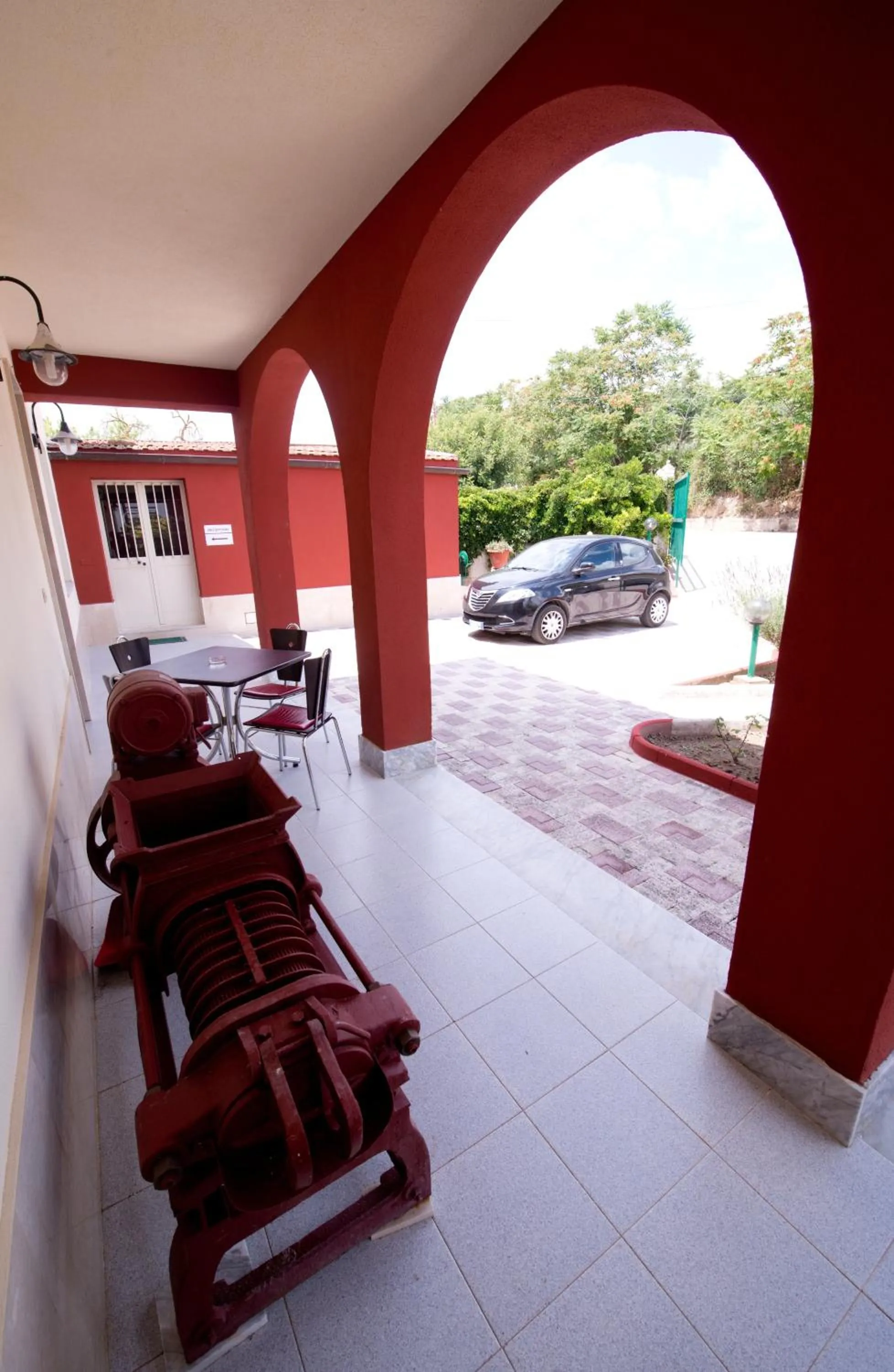 Facade/entrance in Camagna Country House