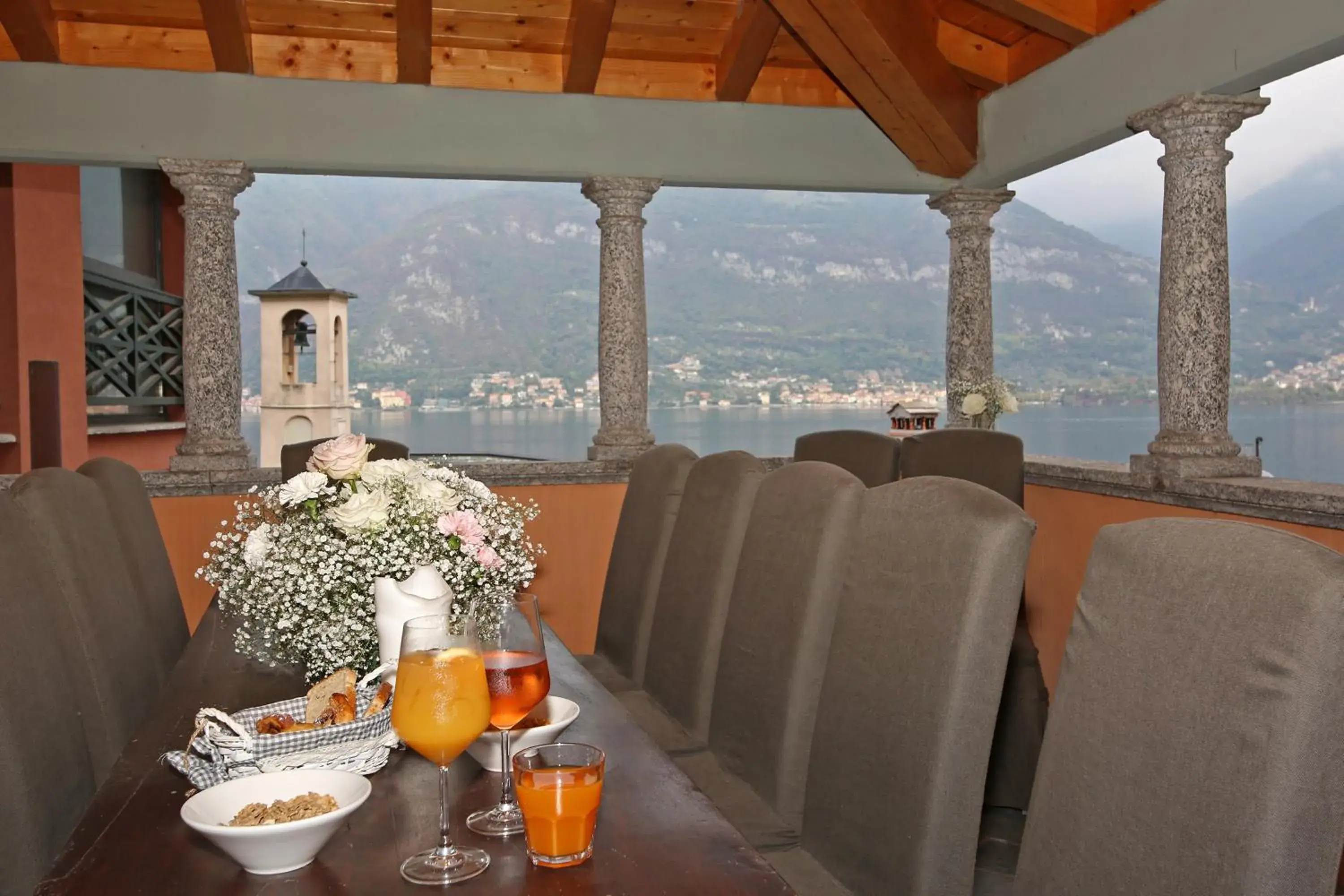 Two-Bedroom Apartment with Terrace - Split Level in Palazzo Del Vicerè Two-Bedroom Apartment with Terrace - Split Level in Palazzo Del Vicerè