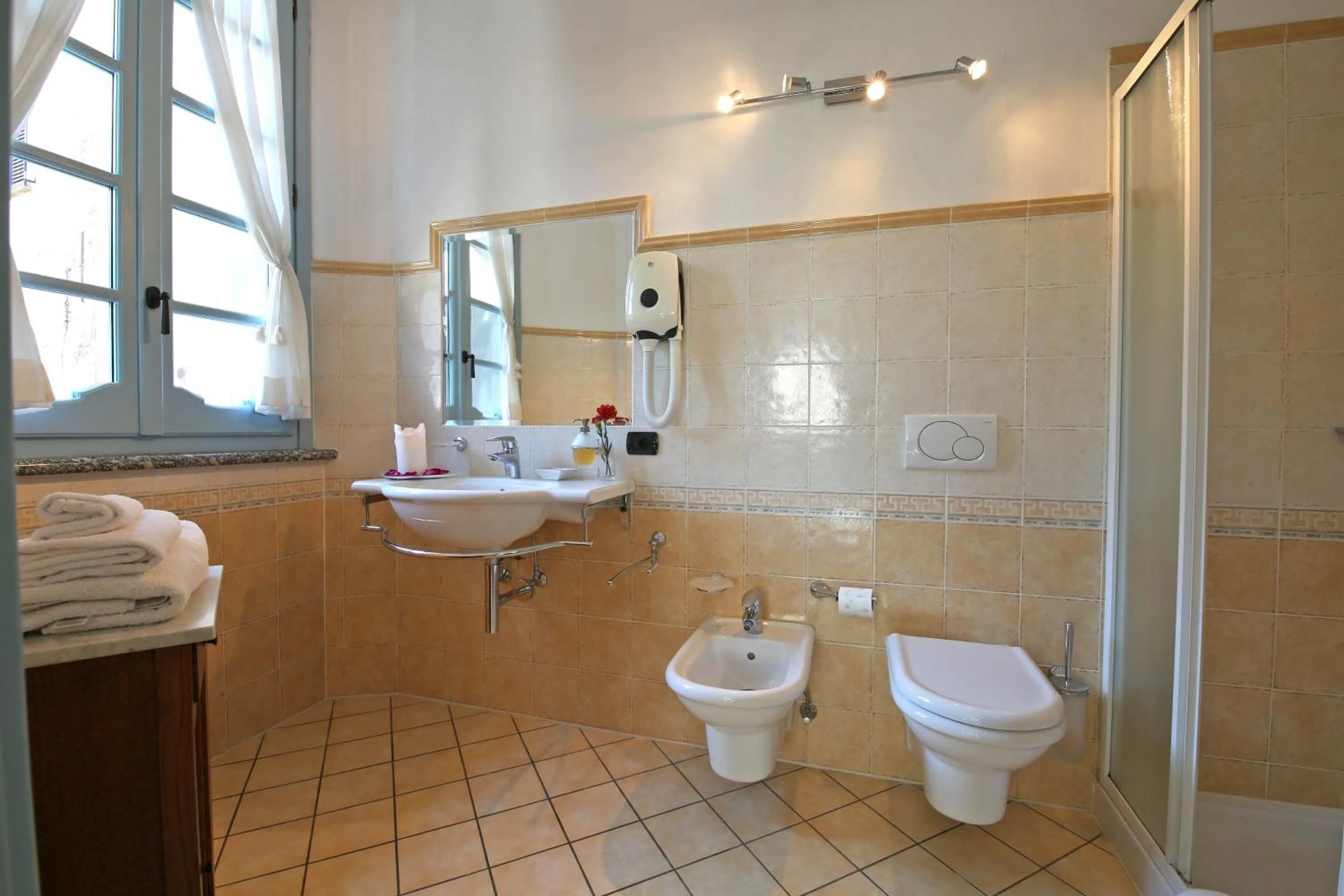 Bathroom in Palazzo Del Vicerè