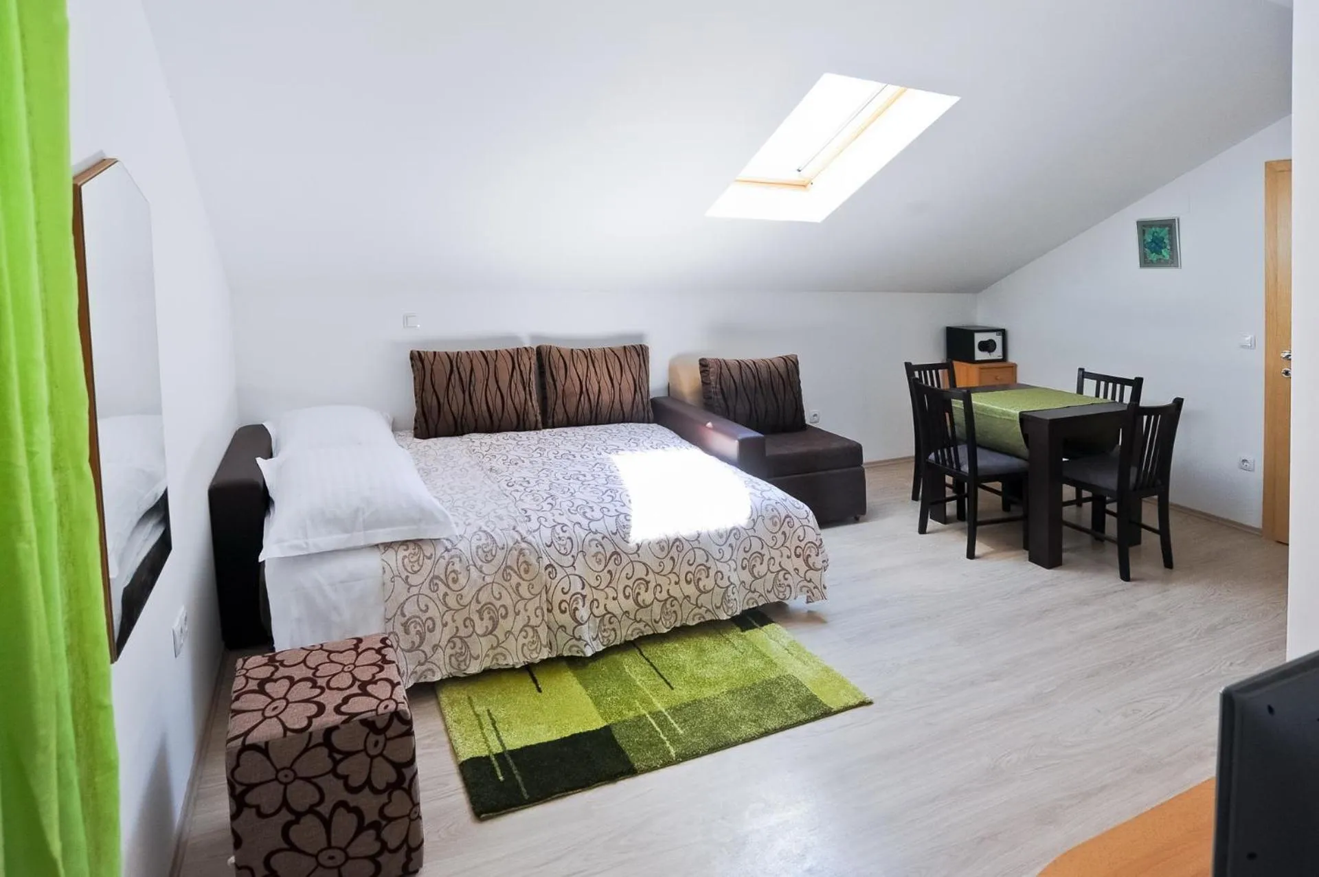 Bed in Apartmani Roko