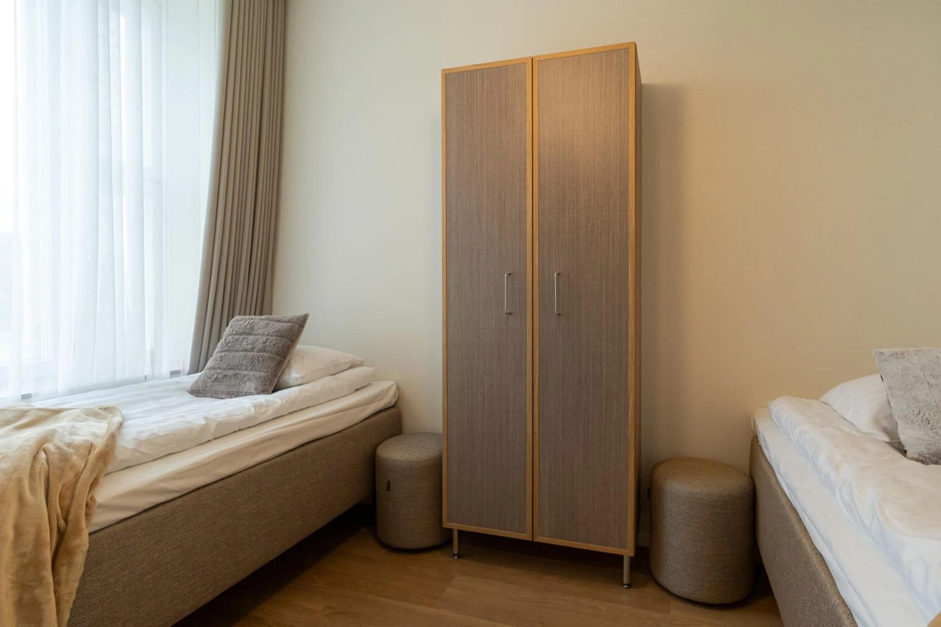 Bed in Postmaster Hotel