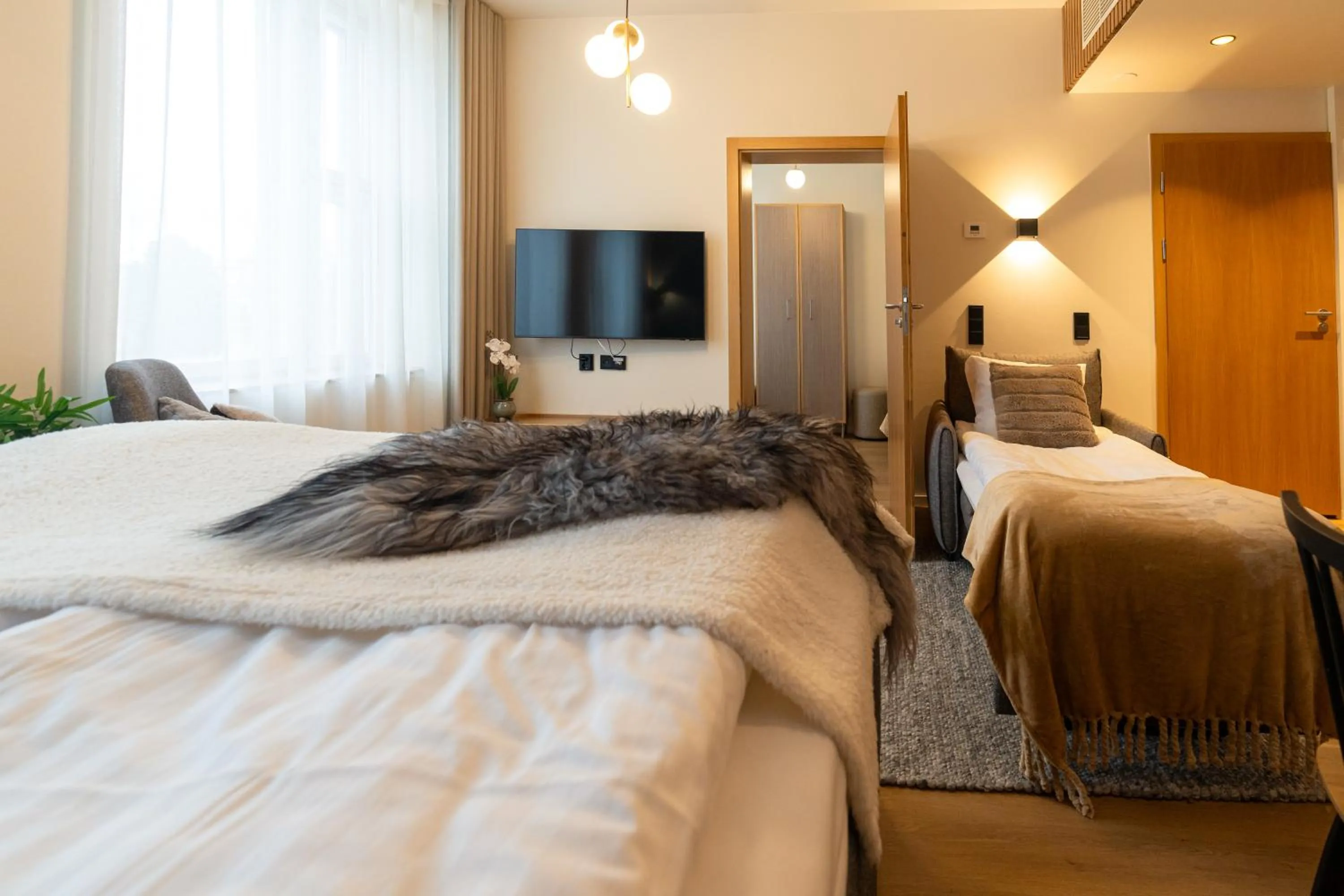 Bed in Postmaster Hotel