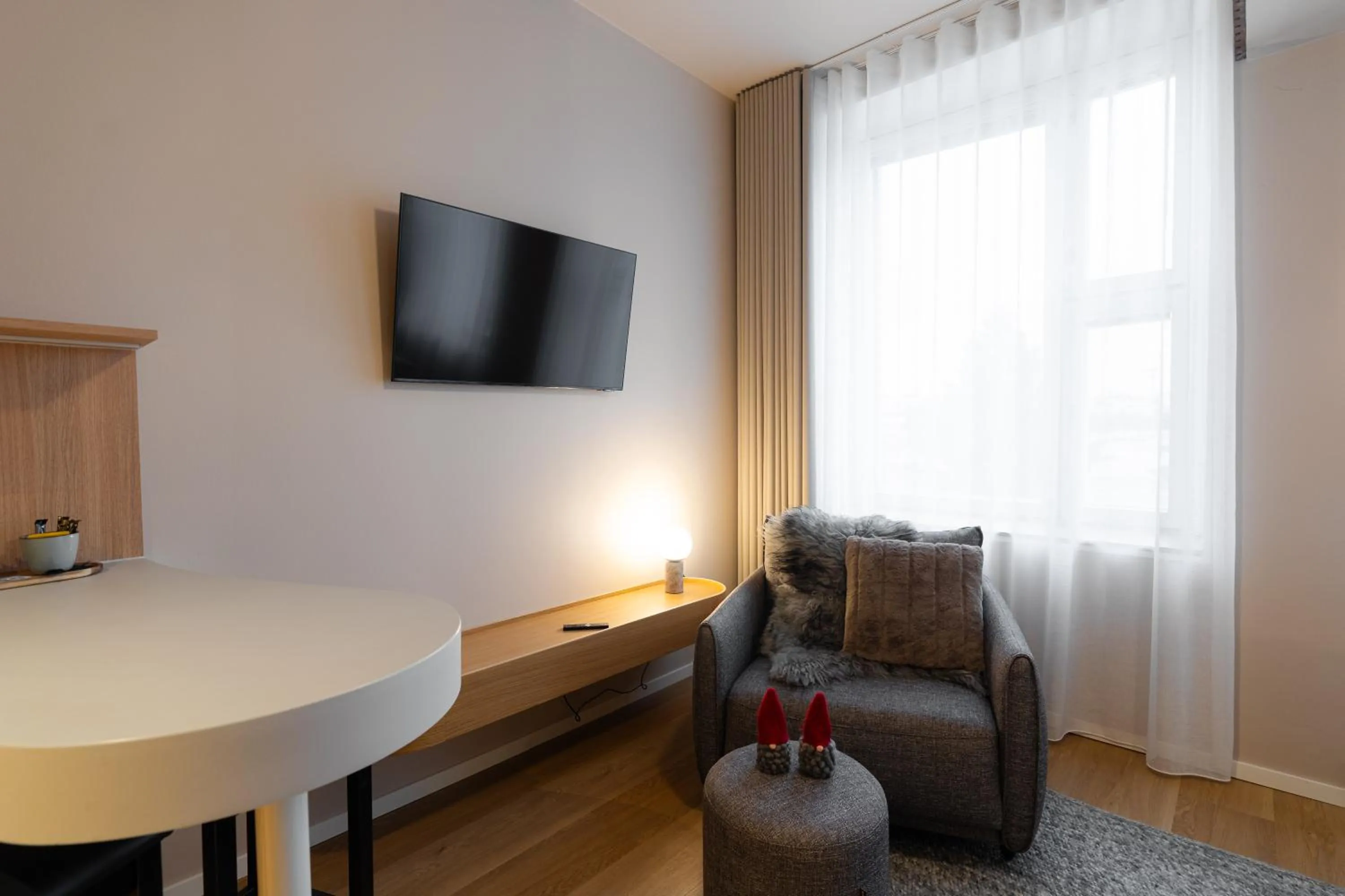 TV and multimedia in Postmaster Hotel