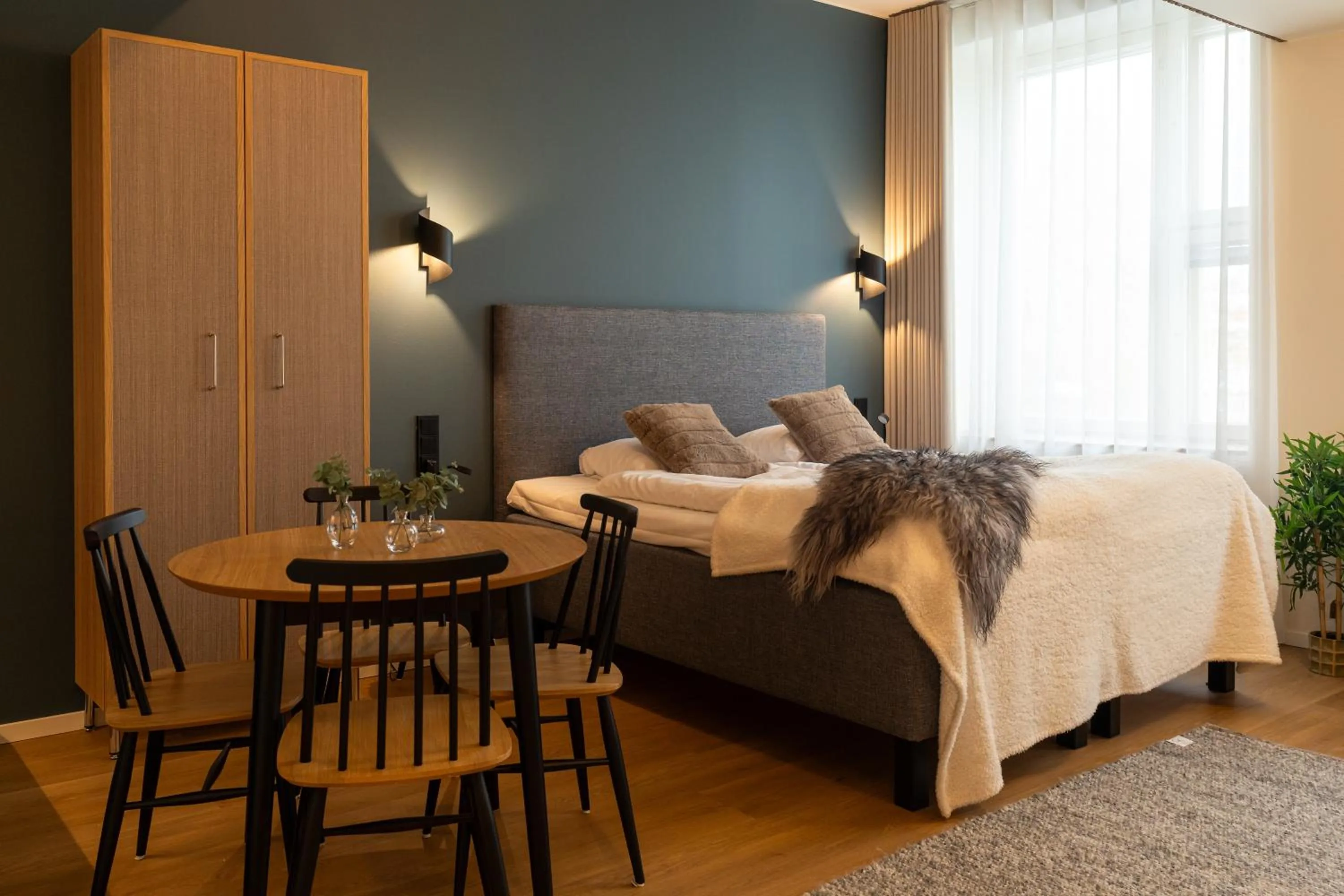 Bed in Postmaster Hotel