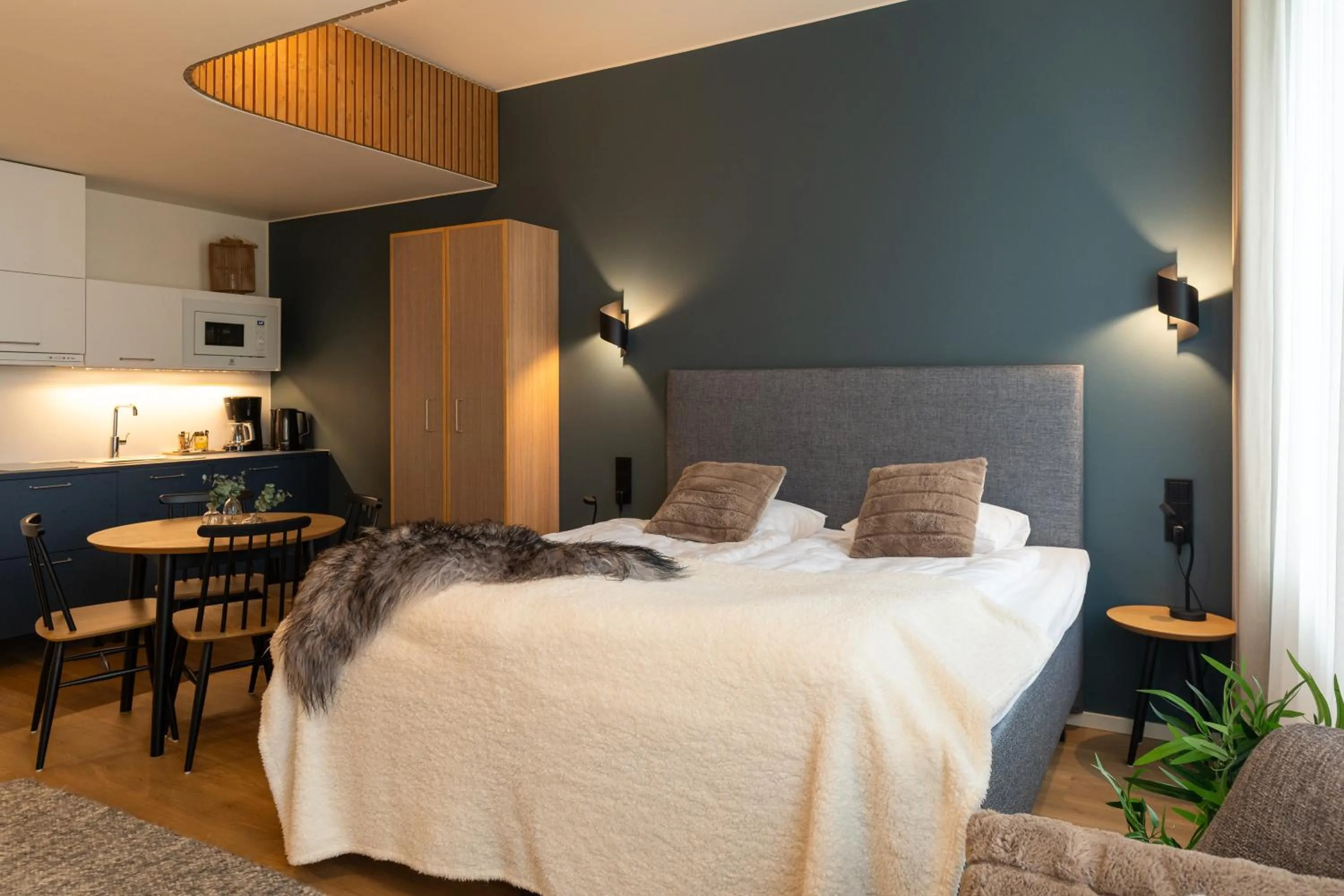 Bed in Postmaster Hotel