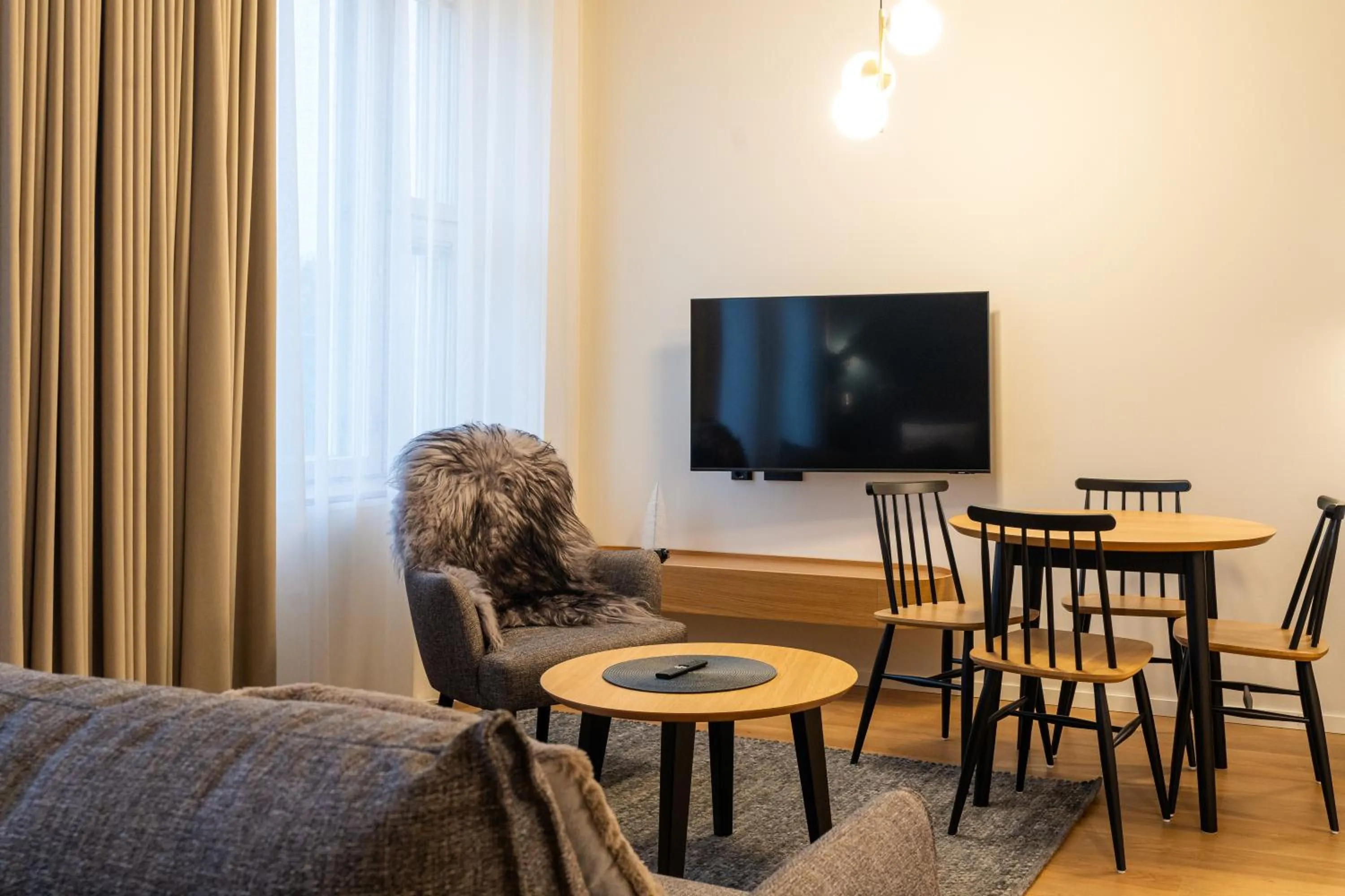 TV and multimedia in Postmaster Hotel