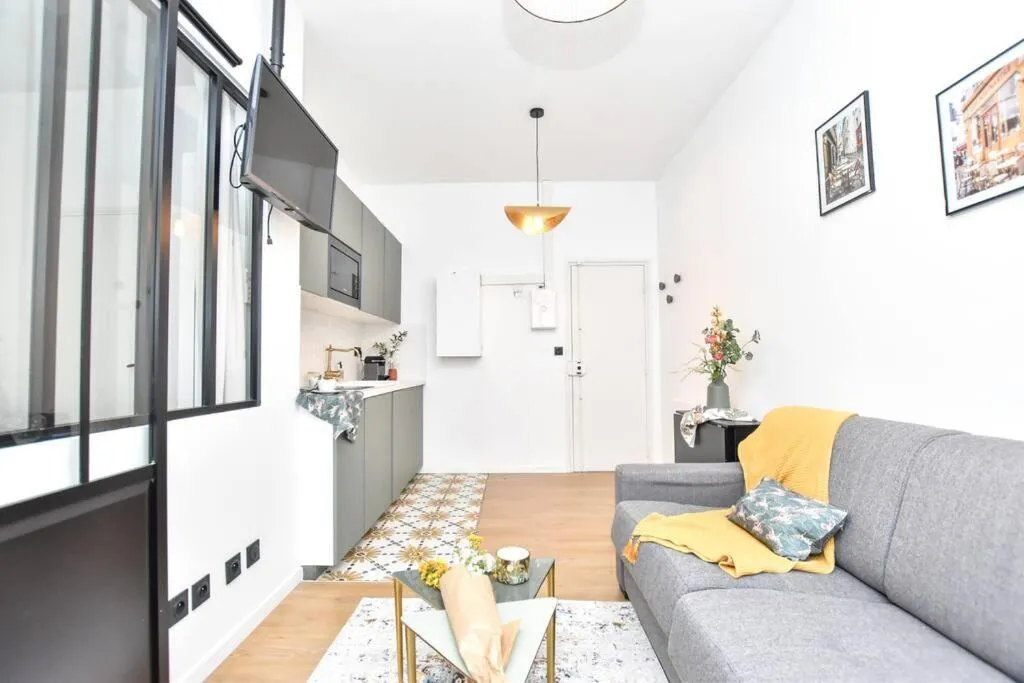 Charming Flat in Montmartre - Imhost