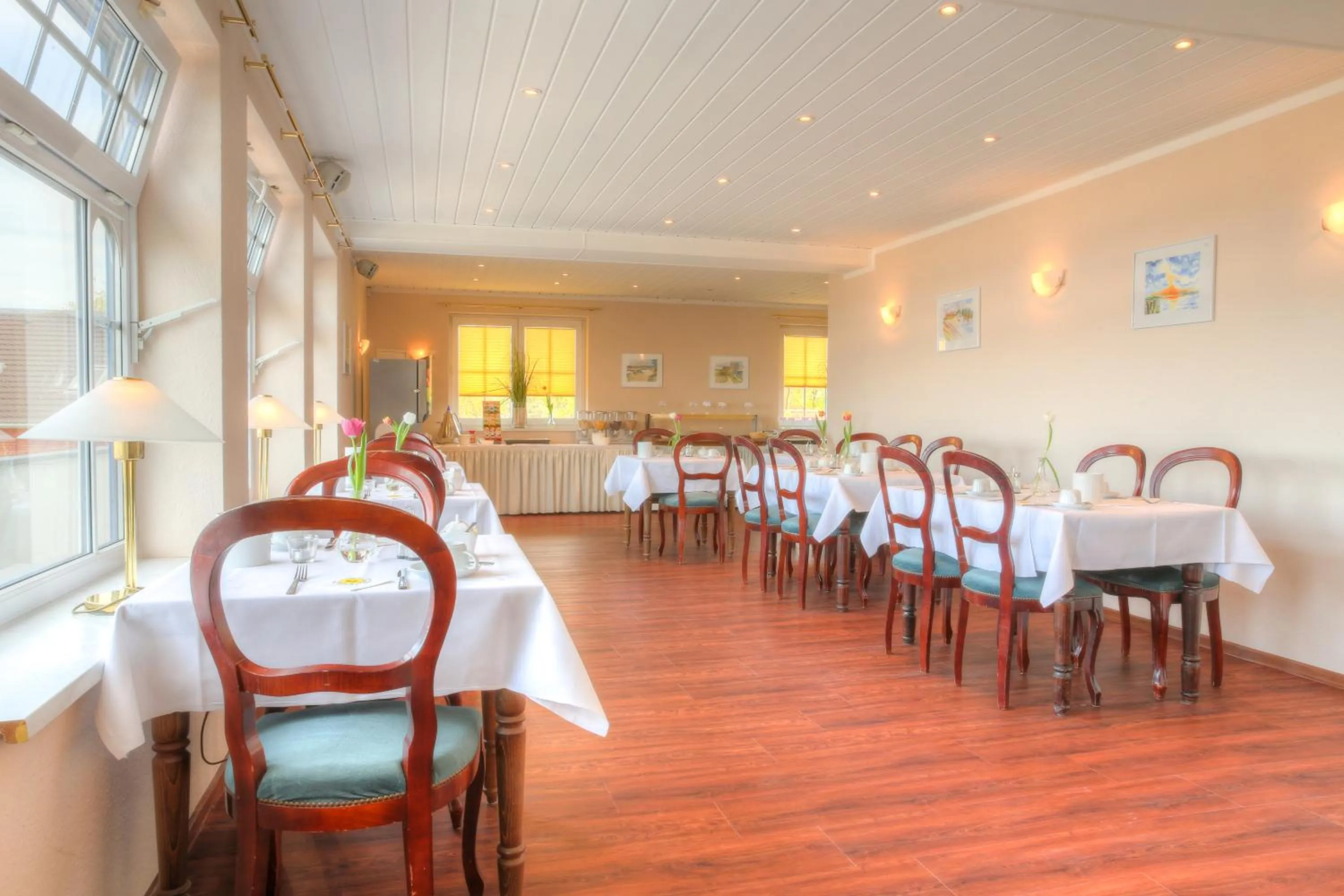 Buffet breakfast in Hotel Ostseewoge