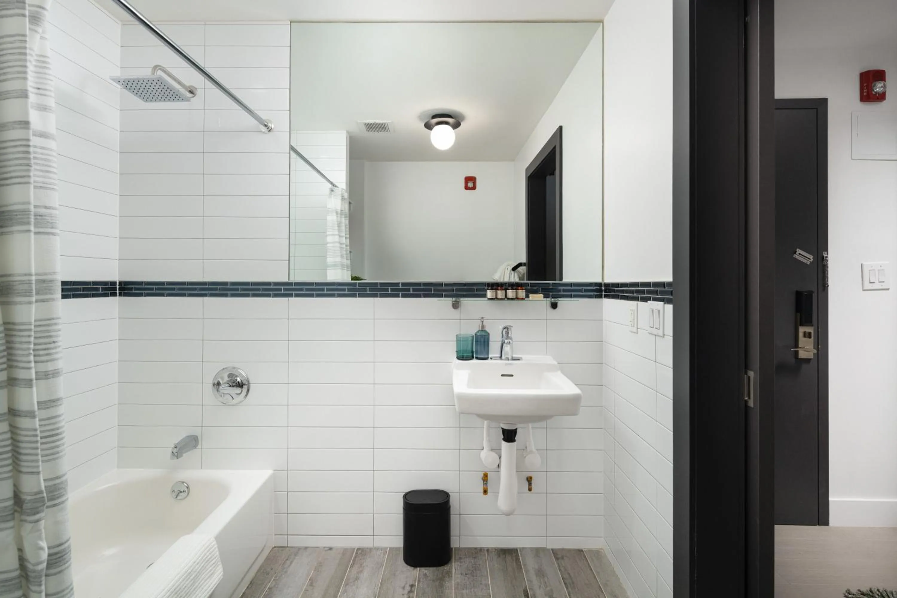 Bathroom in Little Charlie Hotel