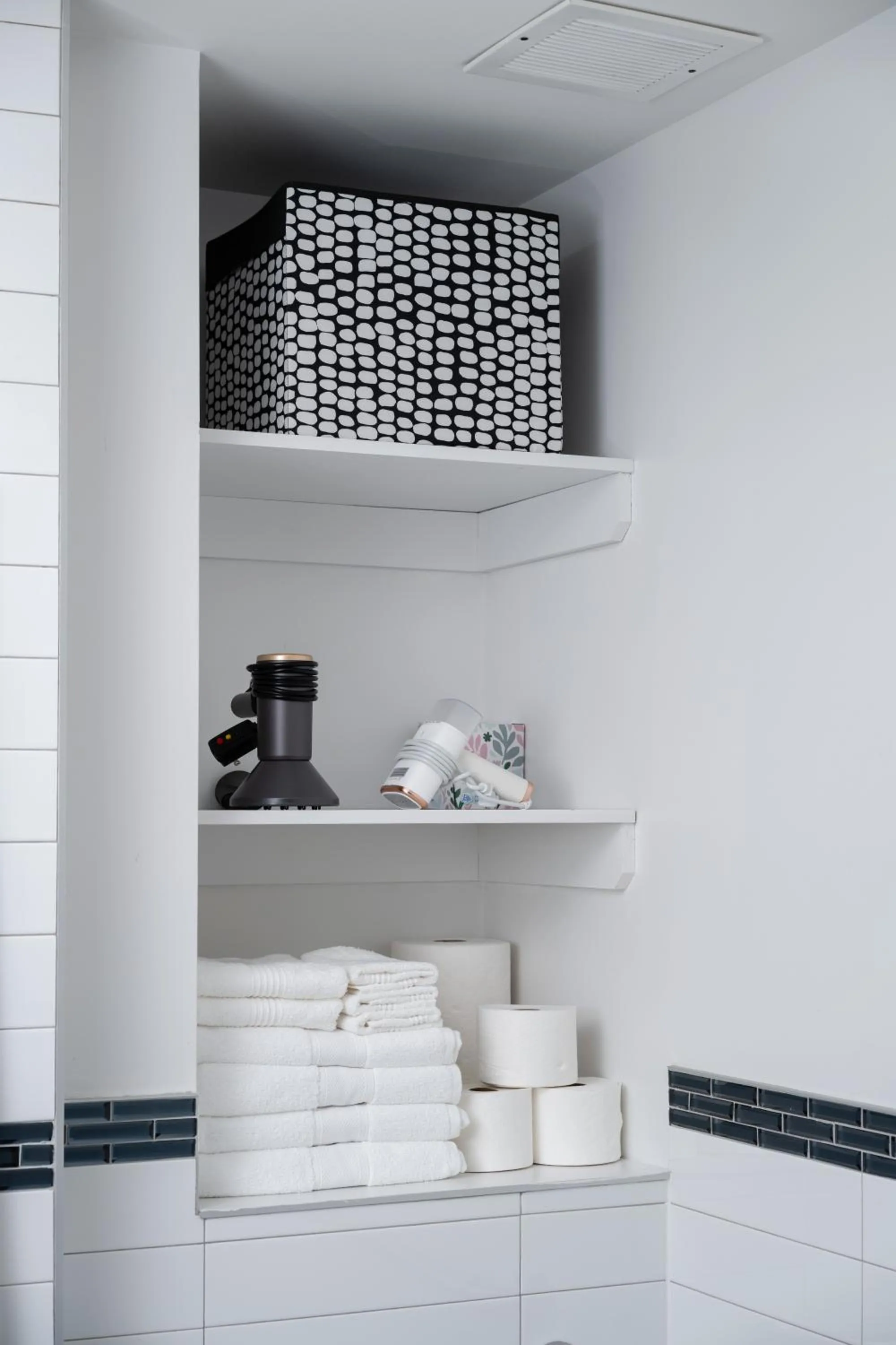 Bathroom in Little Charlie Hotel