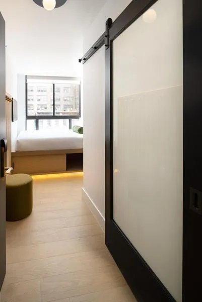 Bedroom, Bed in Little Charlie Hotel