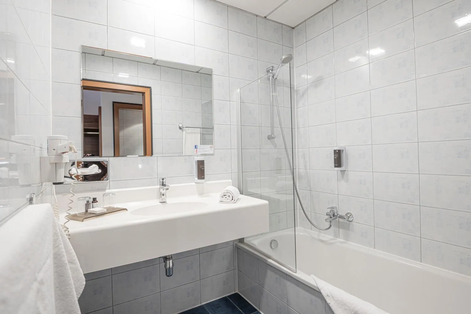 Bathroom in Hotel Landskron