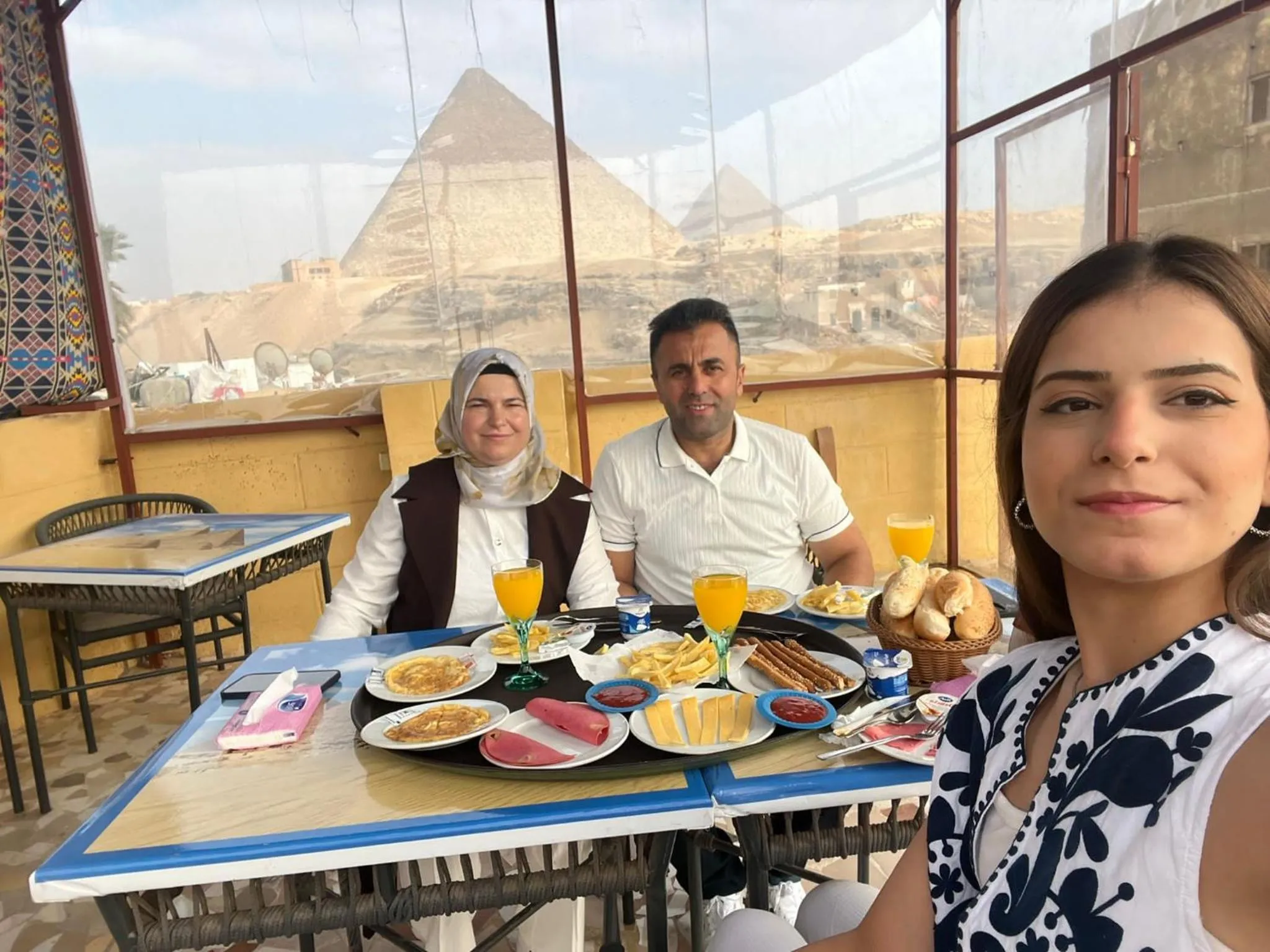El Khalil Pyramids View Inn