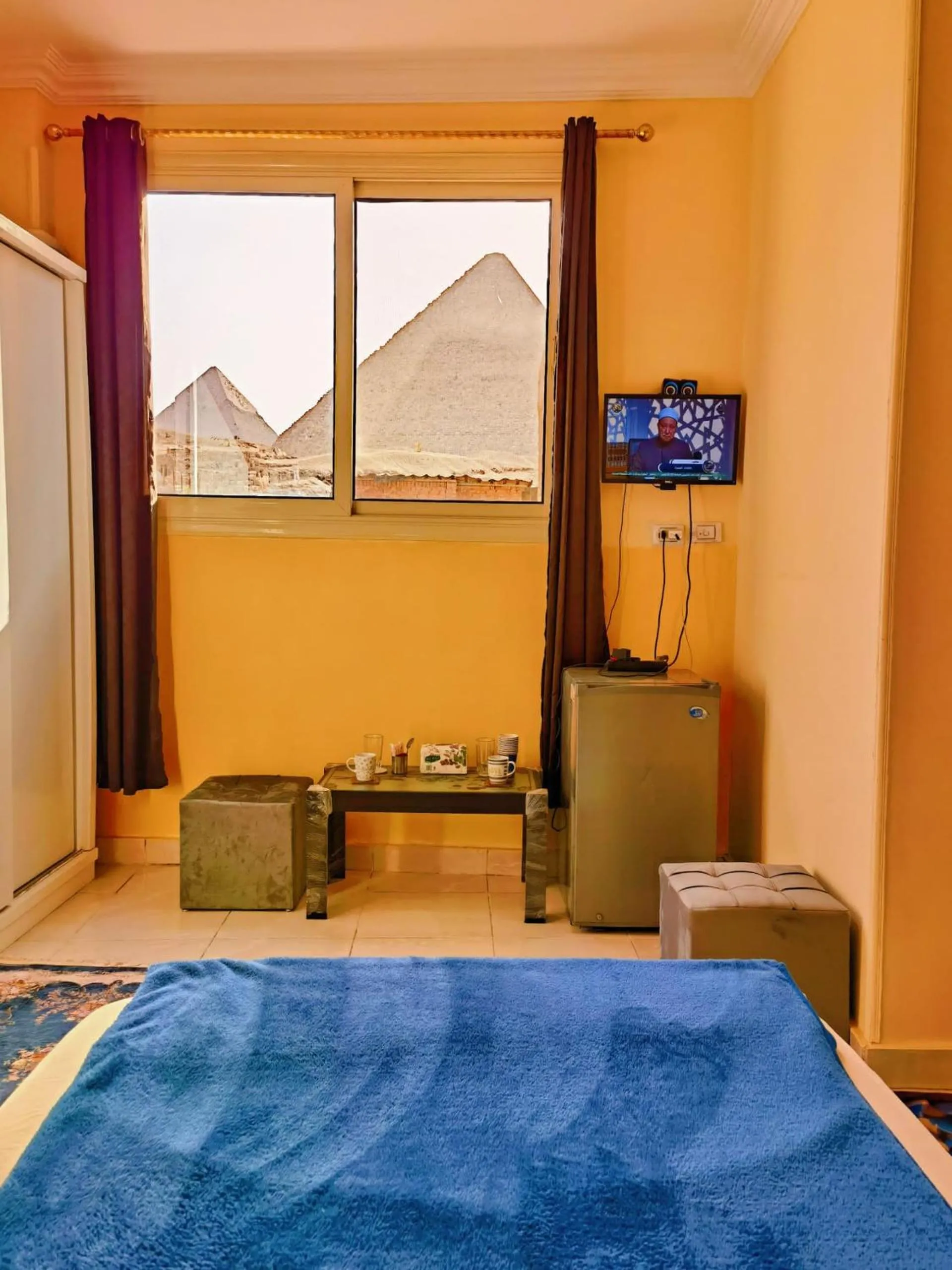 Bedroom, Bed in El Khalil Pyramids View Inn