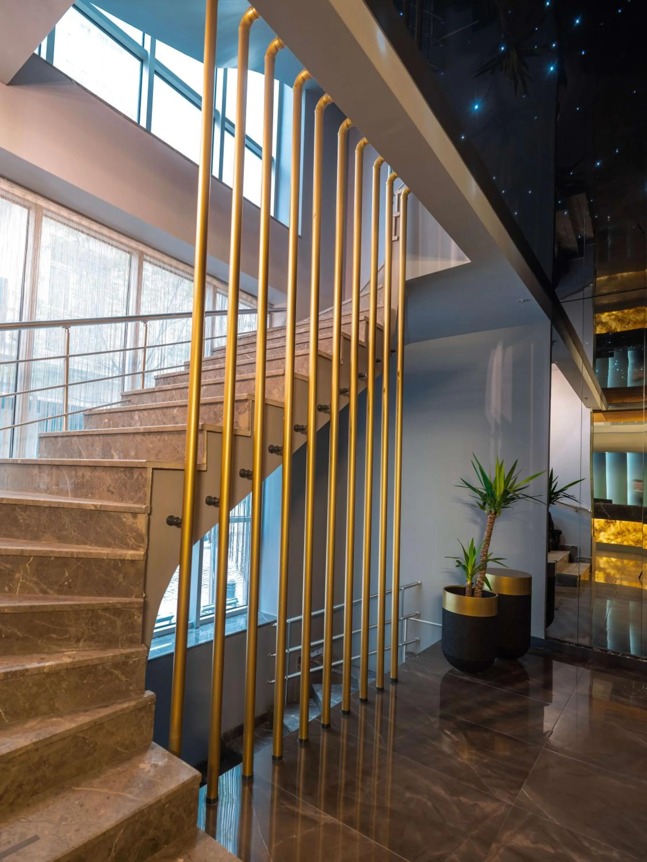 Facade/entrance in SennaCity Hotel