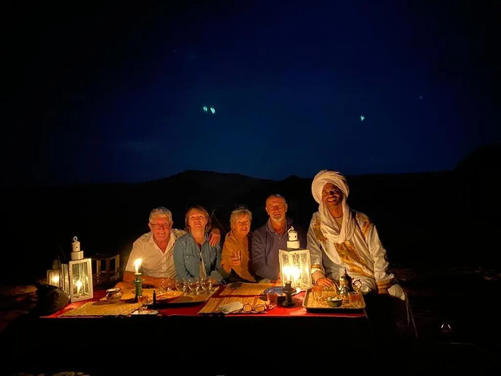 Restaurant/places to eat in Tinfou desert camp