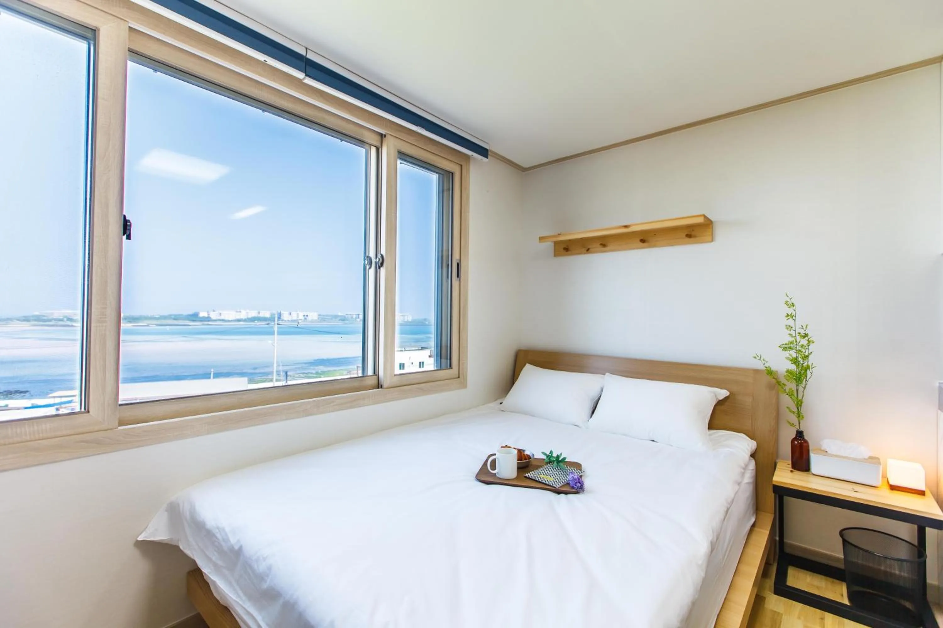 Bedroom, Bed in BnSun Pension