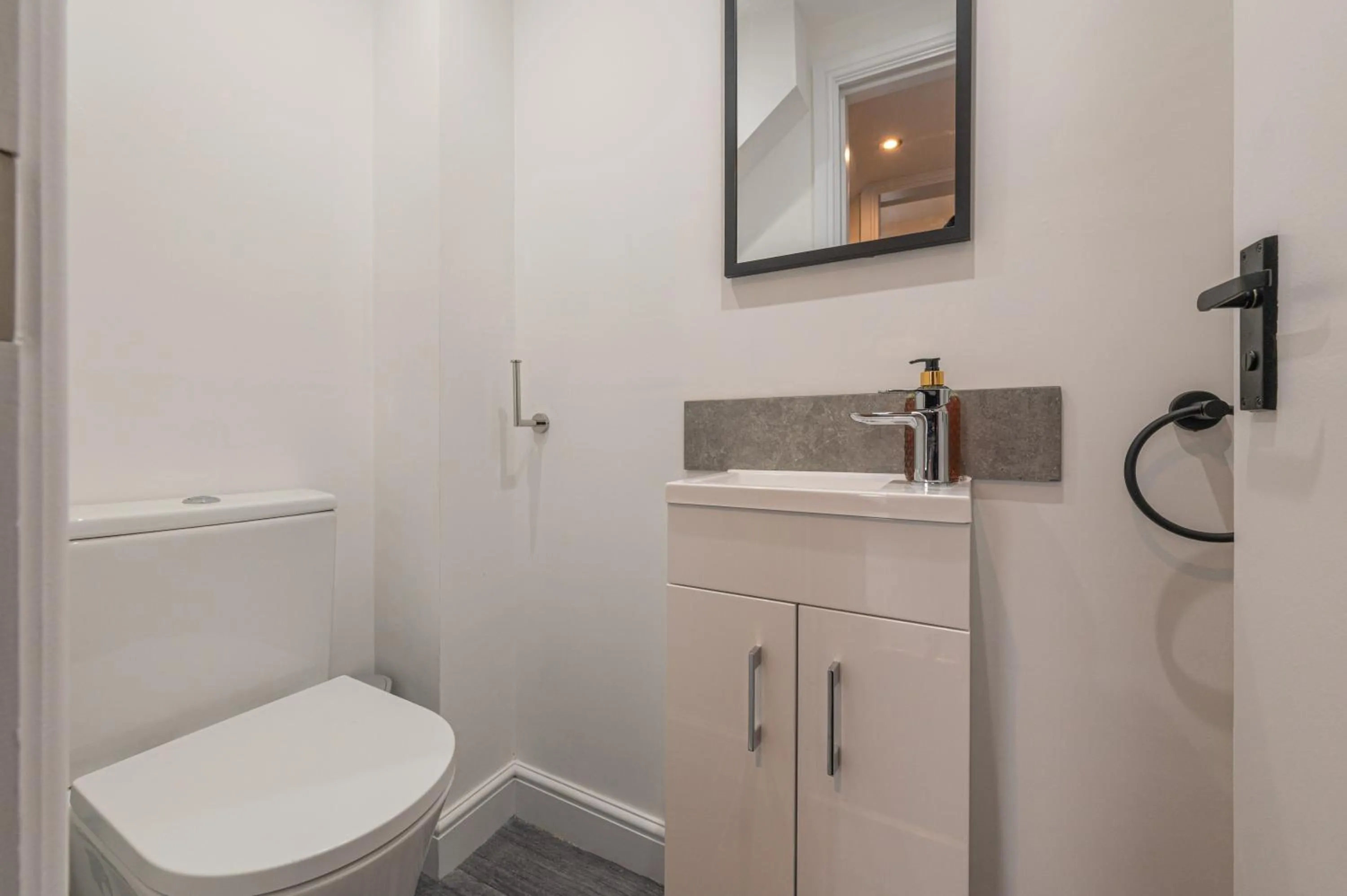 Ascot Grange Hotel & Apartments