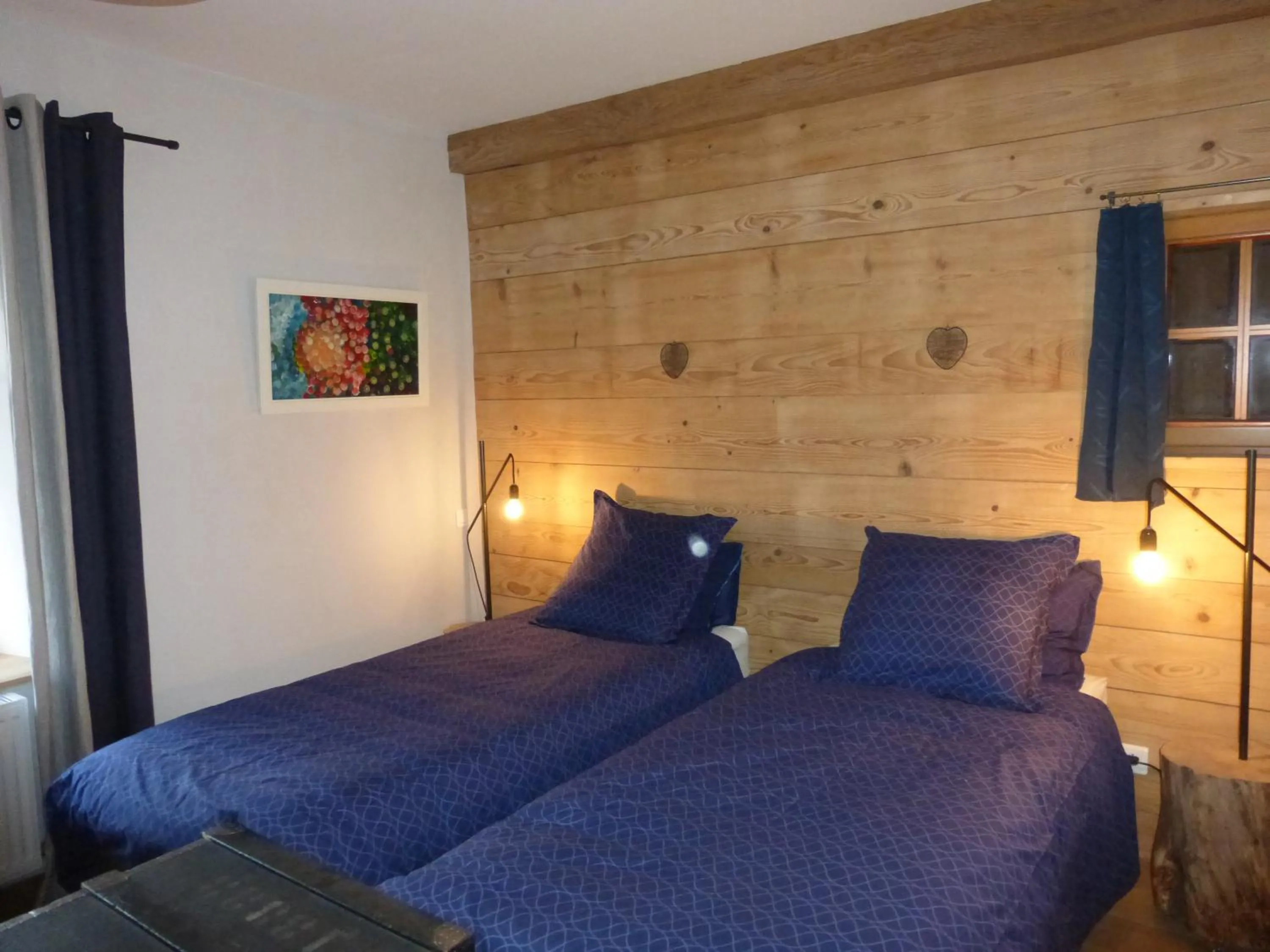 Bed in Chambres d'hôtes Béred Vuillemin