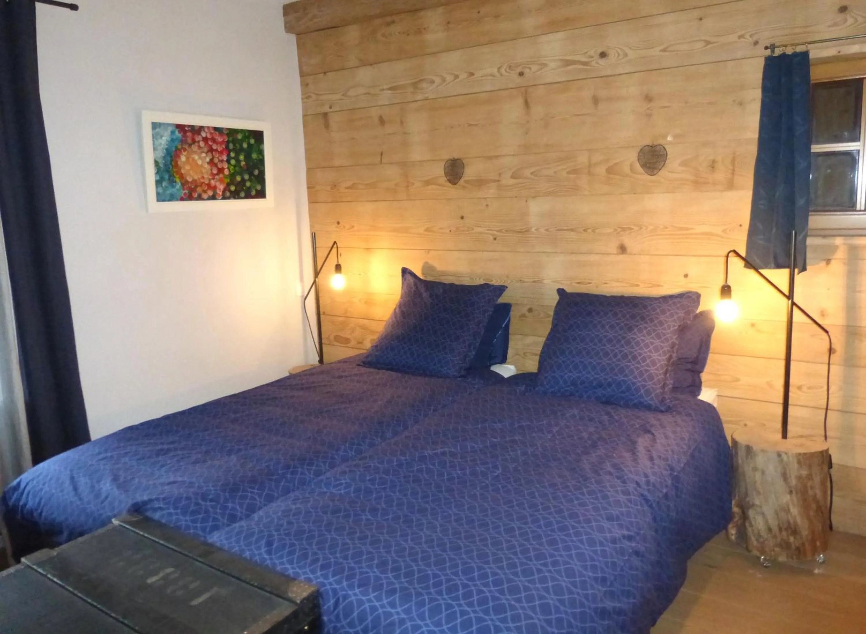 Bed in Chambres d'hôtes Béred Vuillemin