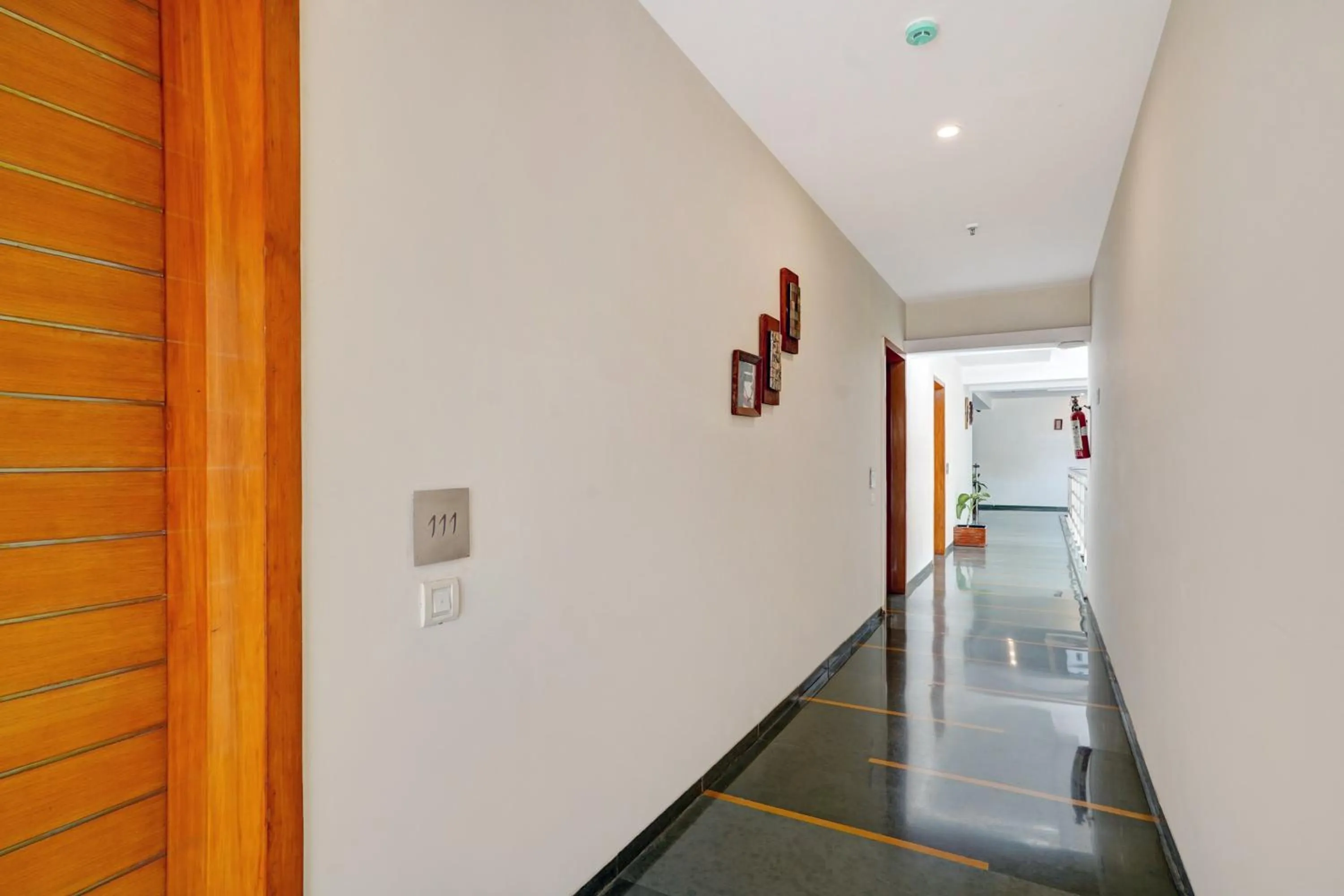 Lobby or reception in Astra Hotels & Suites - Marathalli