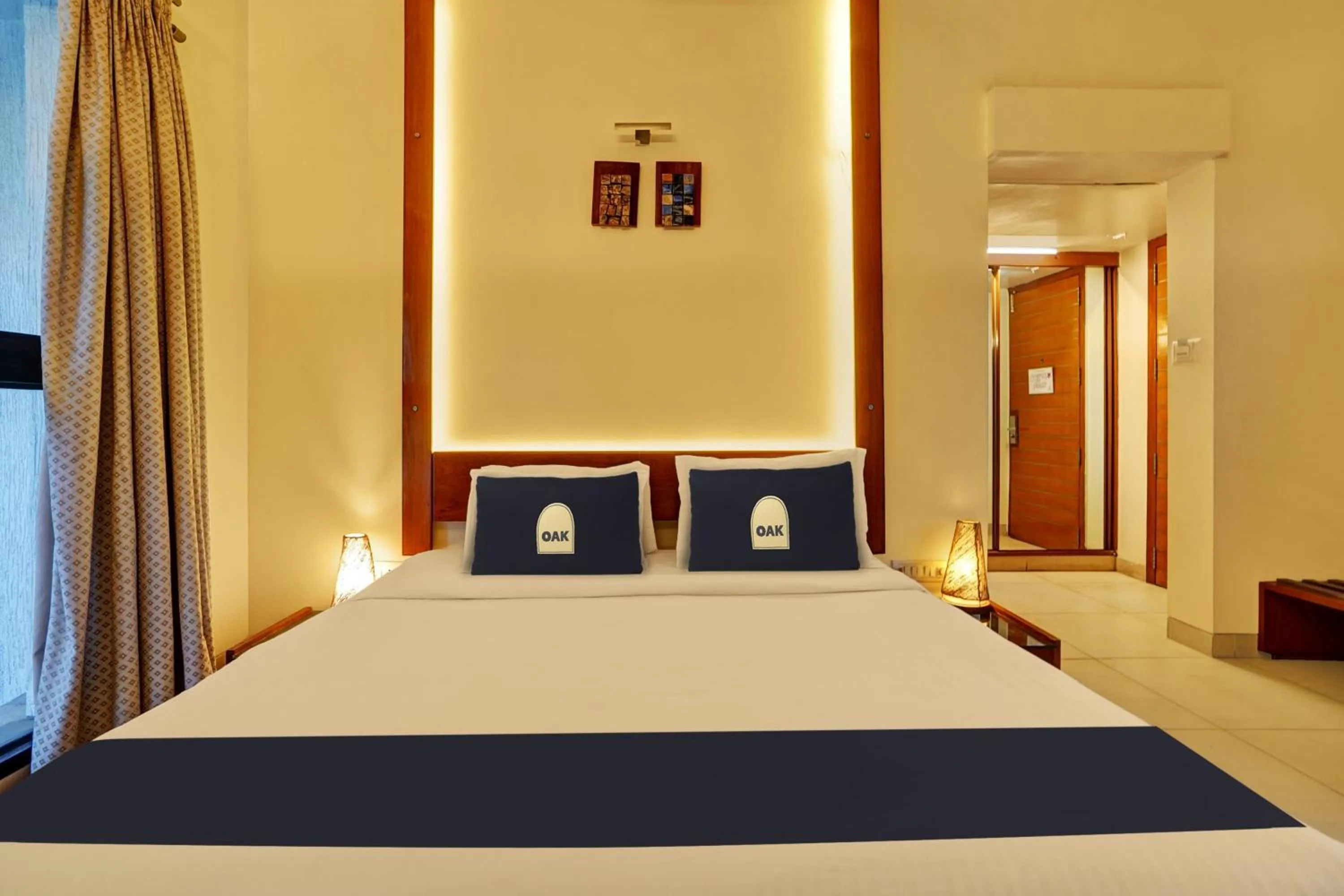 Bedroom, Bed in Astra Hotels & Suites - Marathalli