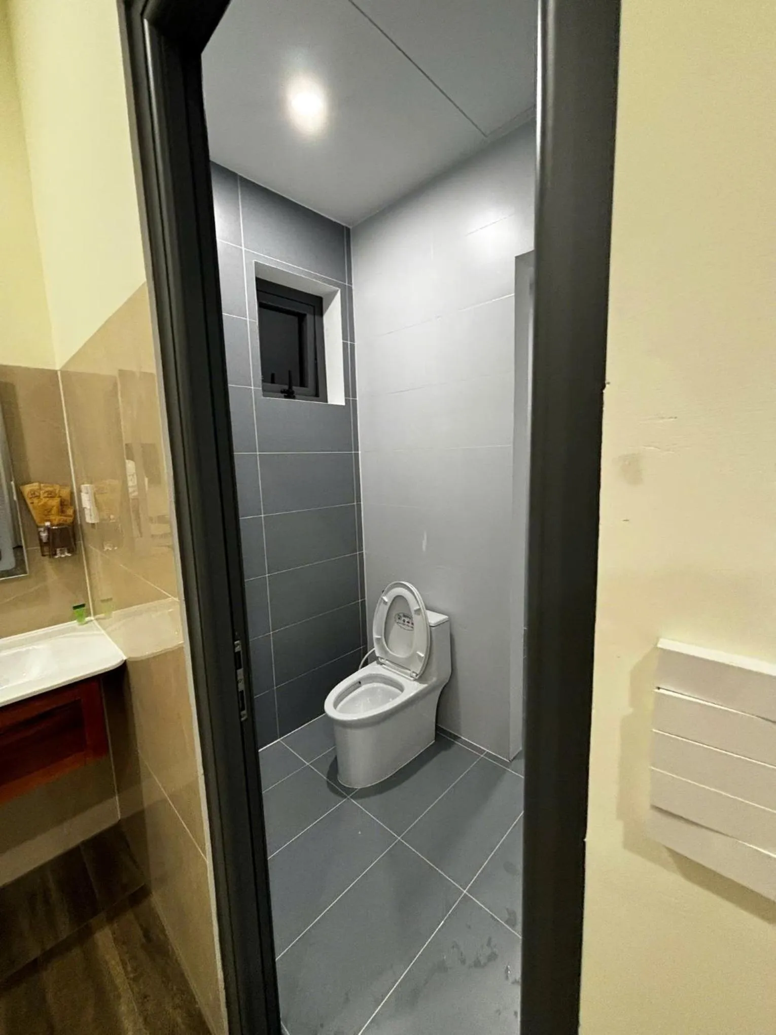 Toilet in Hoàng Đô Hotel