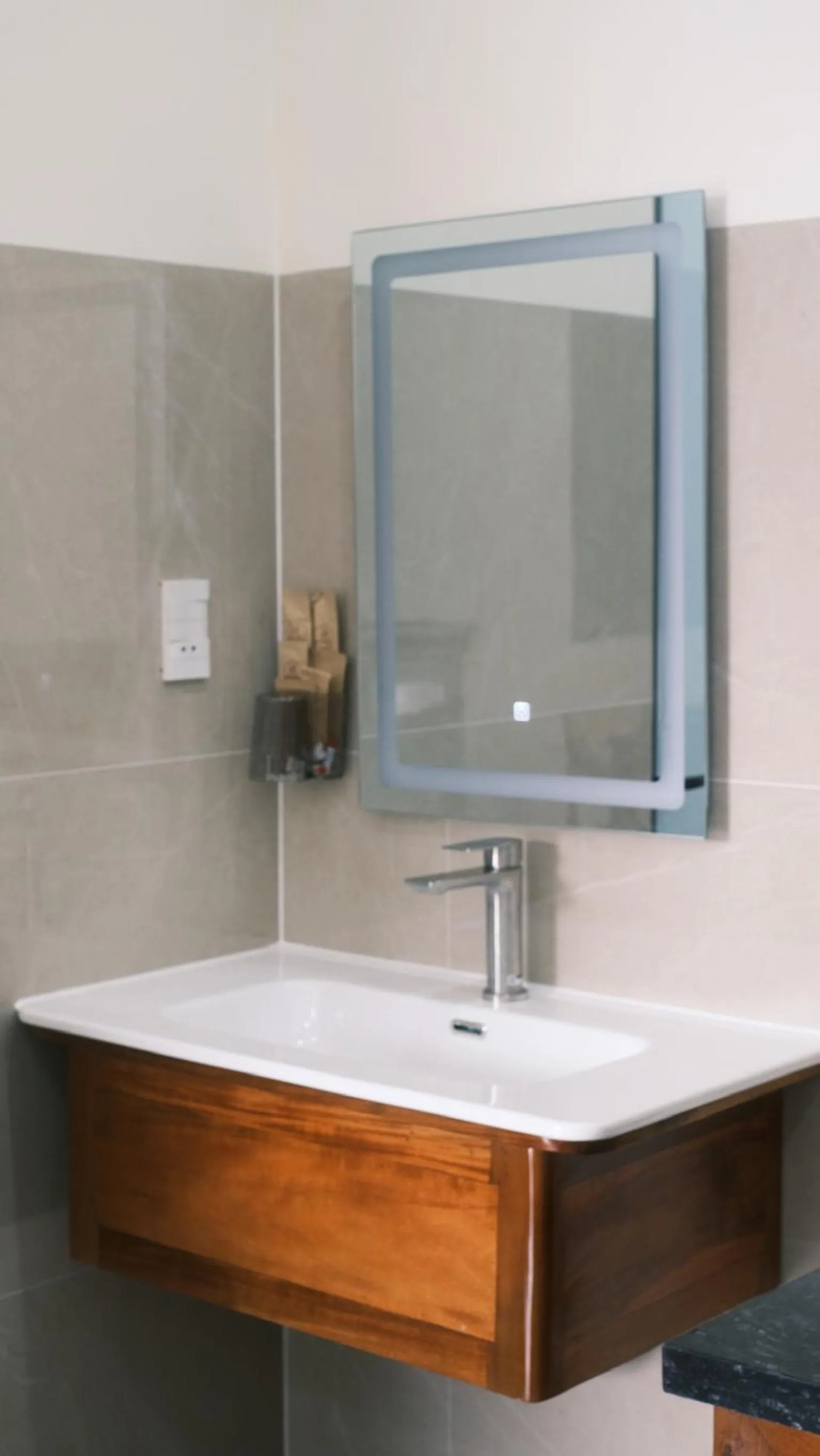 Bathroom in Hoàng Đô Hotel