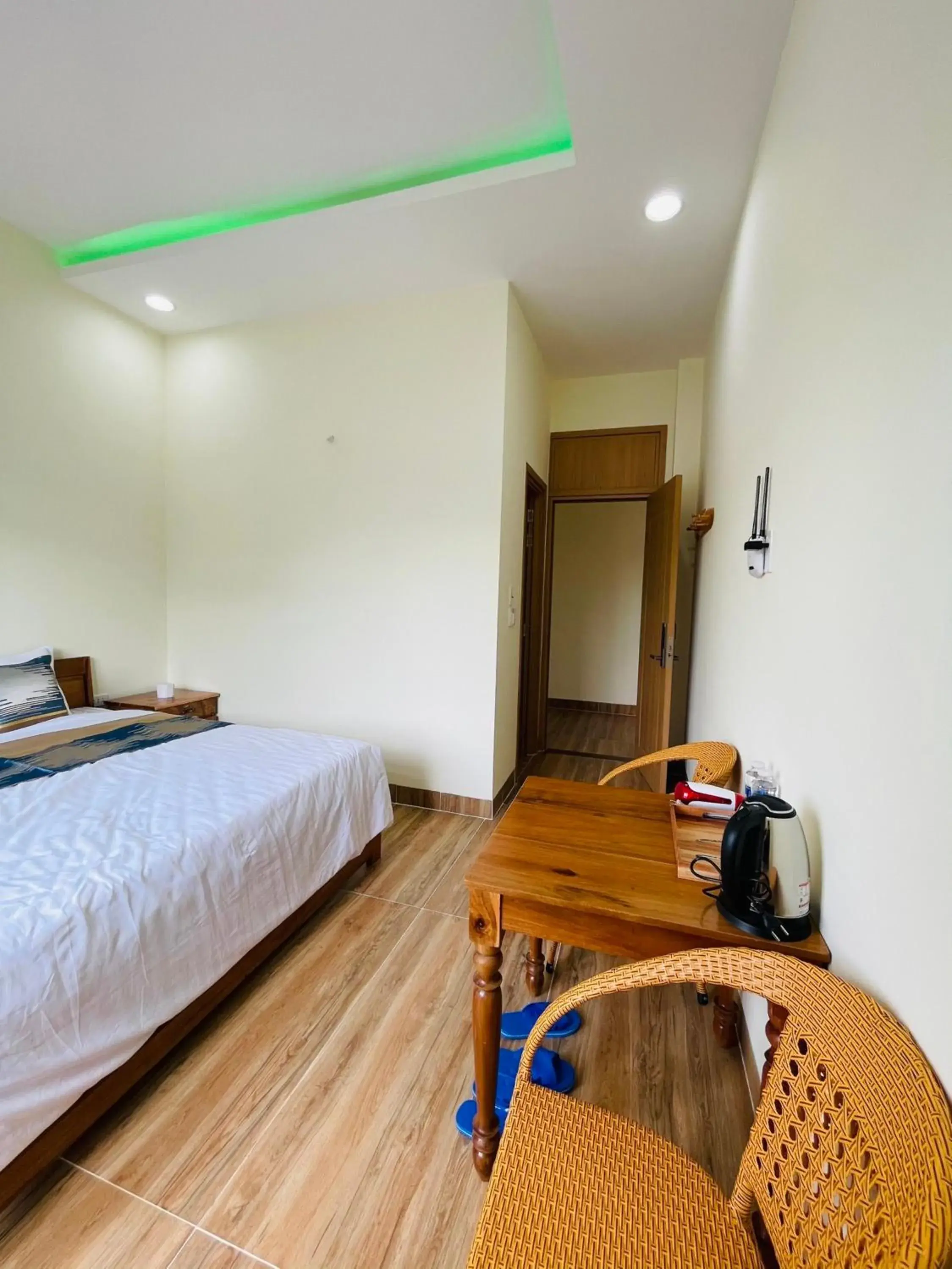 Photo of the whole room, Bed in Hoàng Đô Hotel Photo of the whole room, Bed in Hoàng Đô Hotel