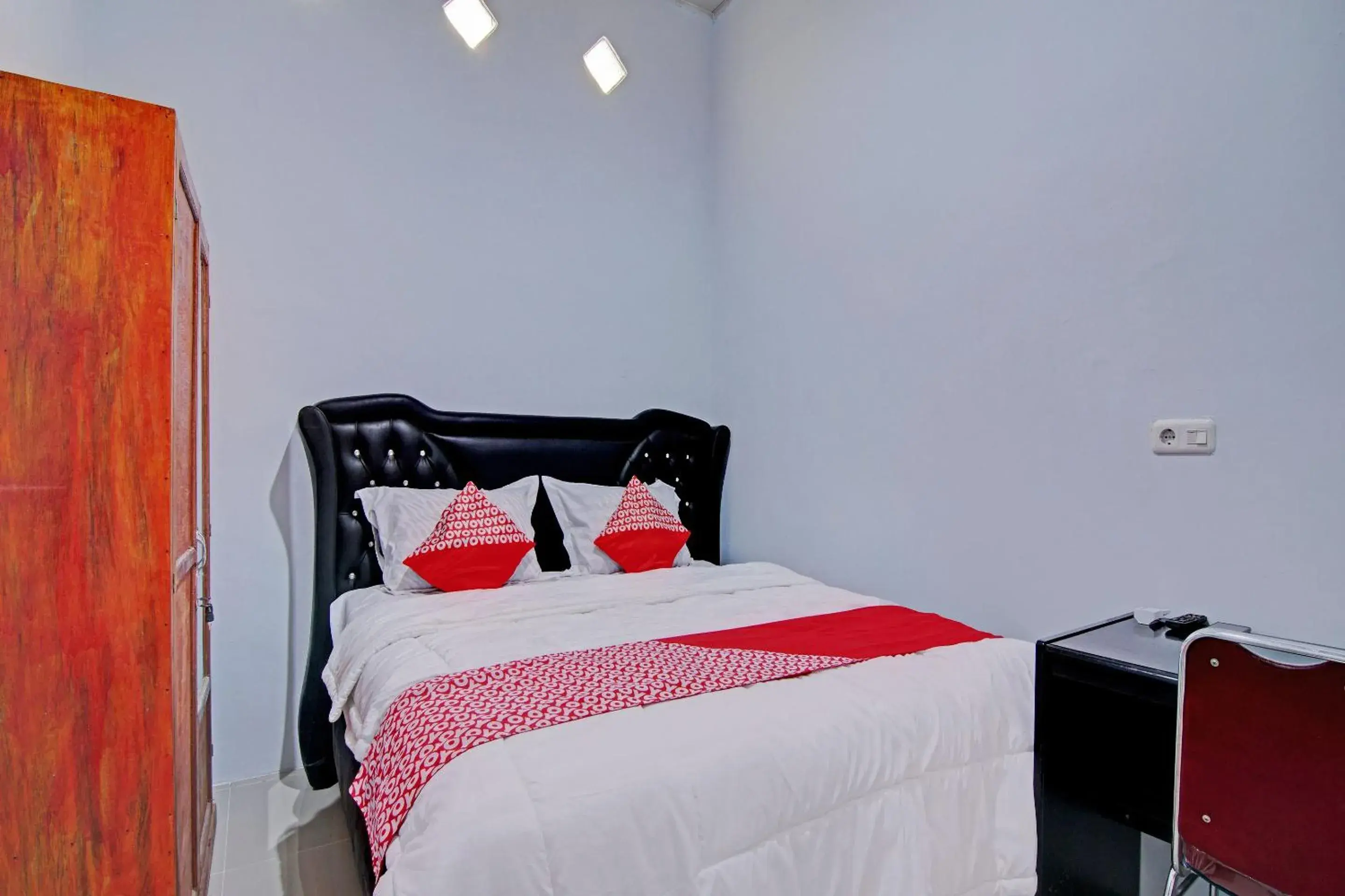 Bedroom, Bed in Hotel O Penginapan Sarinah SyariahNearRM Beringin Indah Bedroom, Bed in Hotel O Penginapan Sarinah SyariahNearRM Beringin Indah