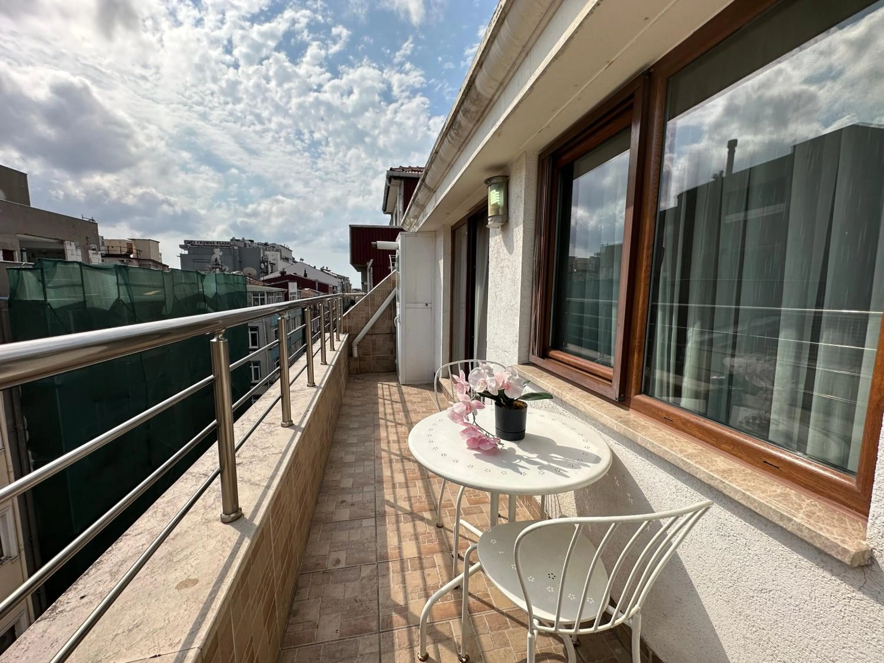 Balcony/Terrace in Homelike Residence