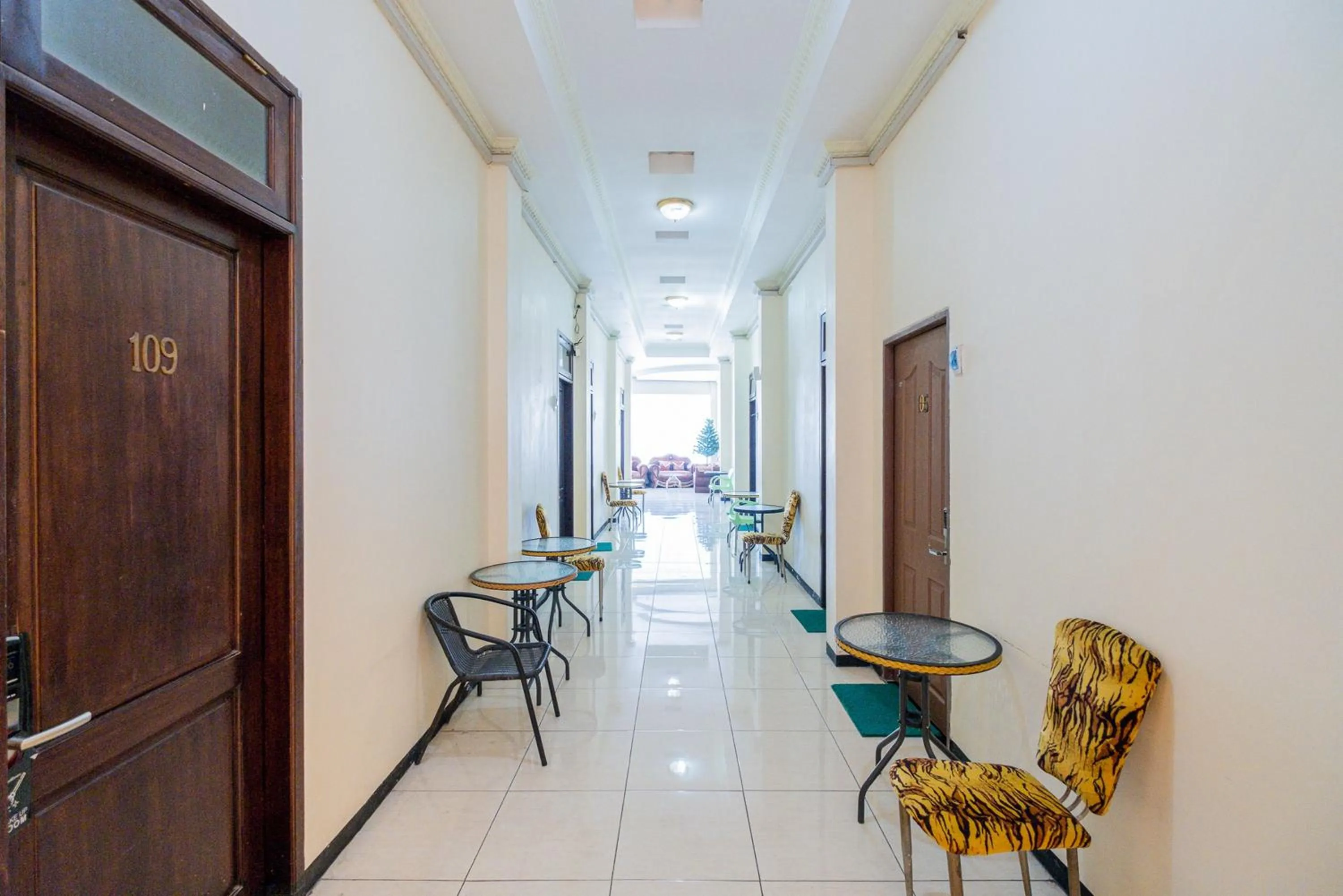 Property building in RedDoorz Plus @ Grace Residence Surabaya