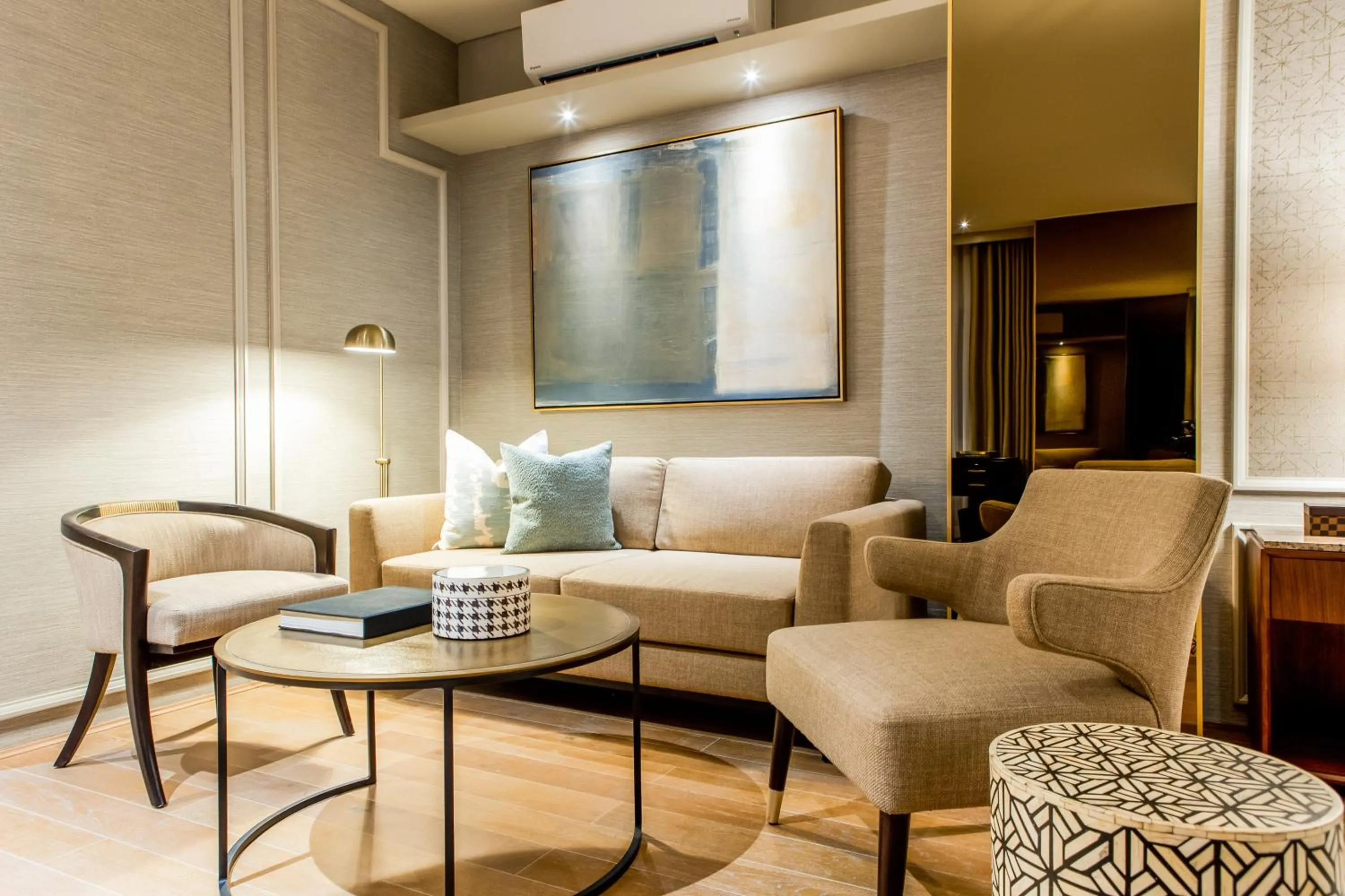 Brittany Hotel Villar City