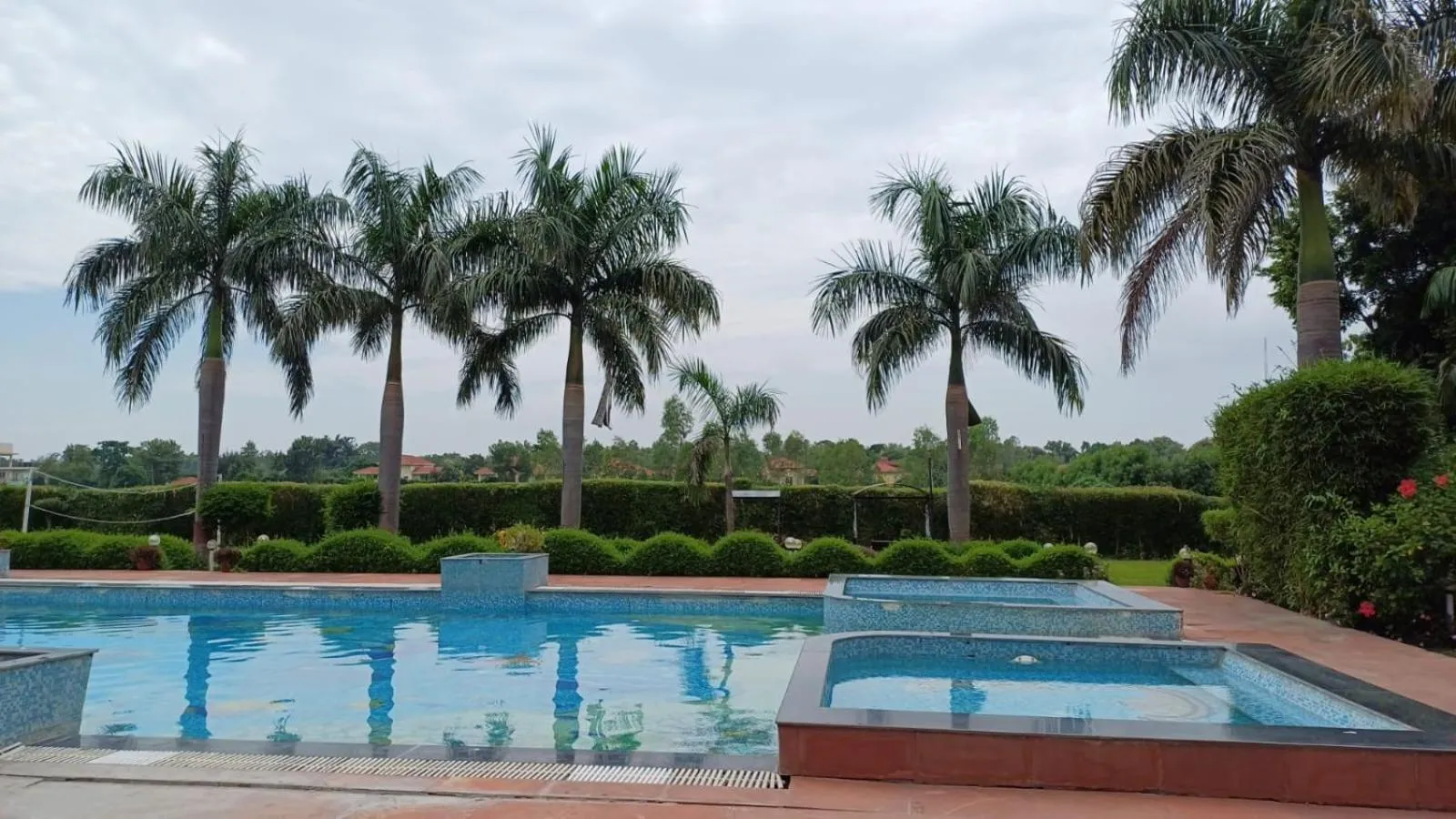 Swimming pool in Corbett Tusker Trail