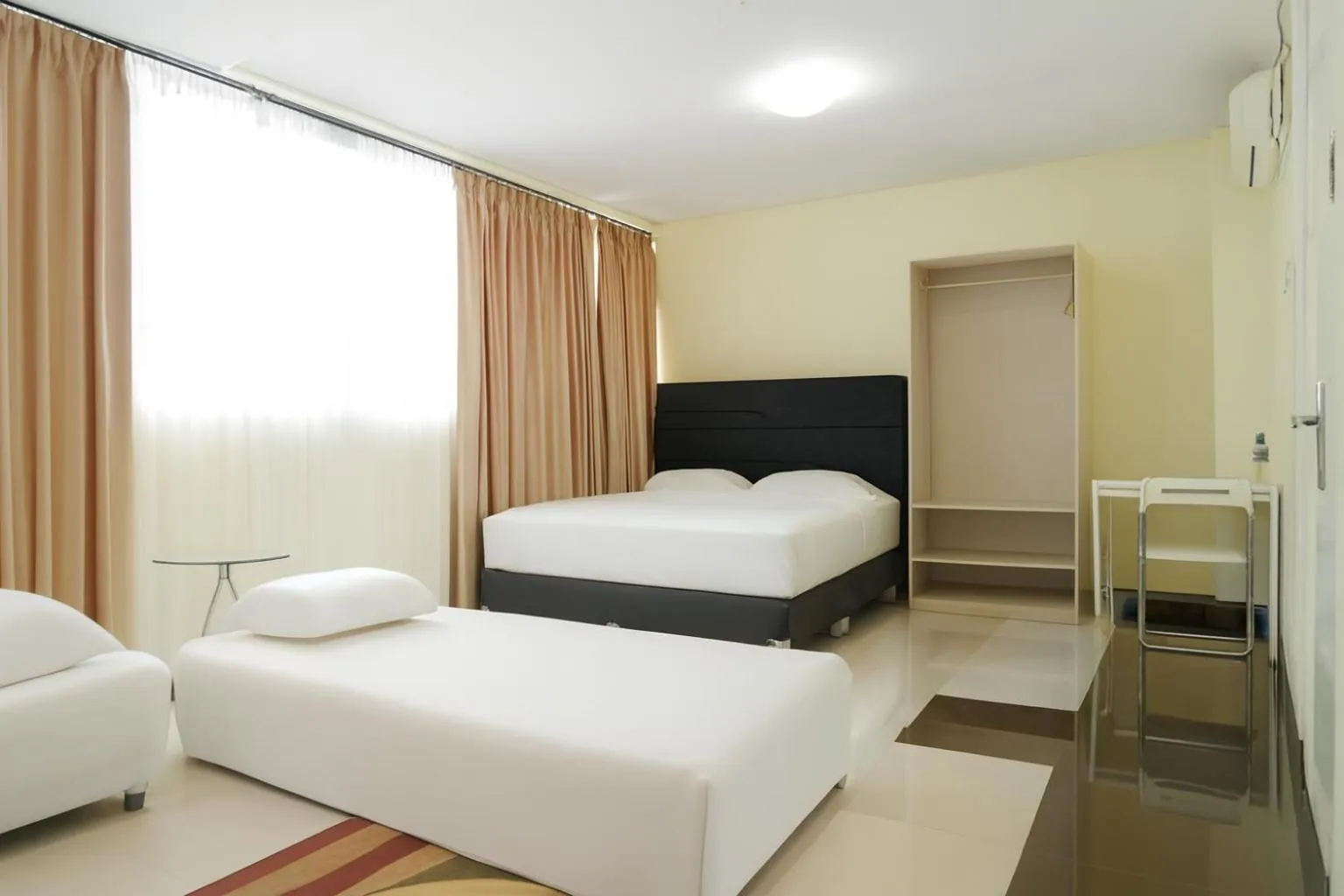 Family, Bed in Multi 88 Syariah