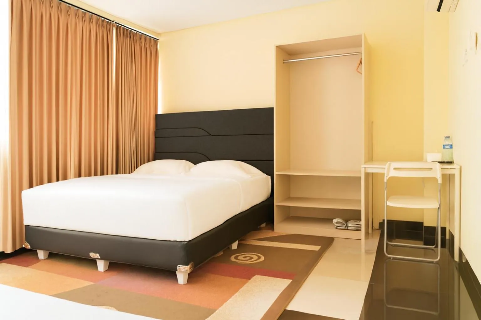 Bedroom, Bed in Multi 88 Syariah