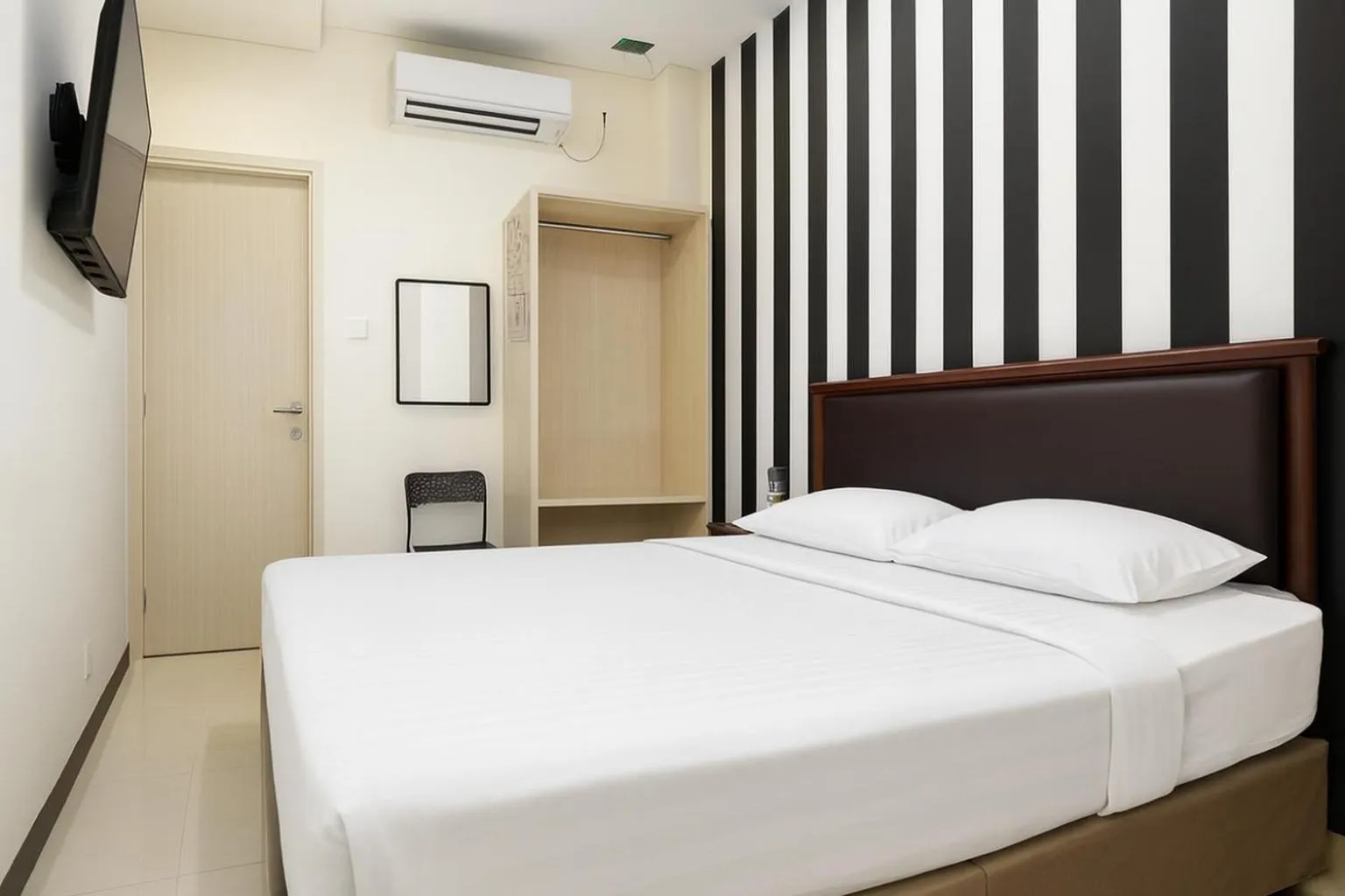 Bedroom, Bed in Multi 88 Syariah