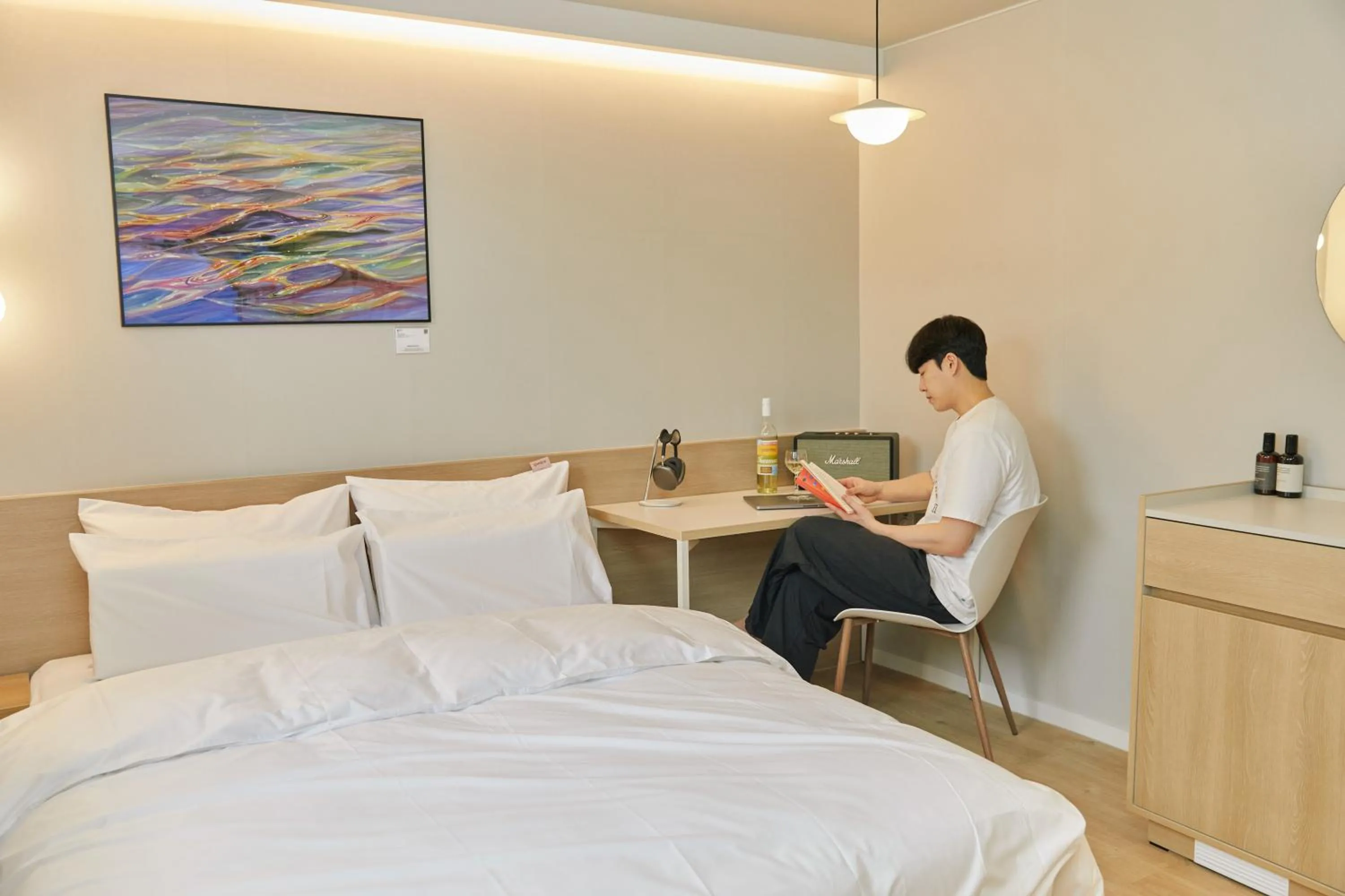 Standard Double Room with Speaker in Anook Hotel Incheon Songdo