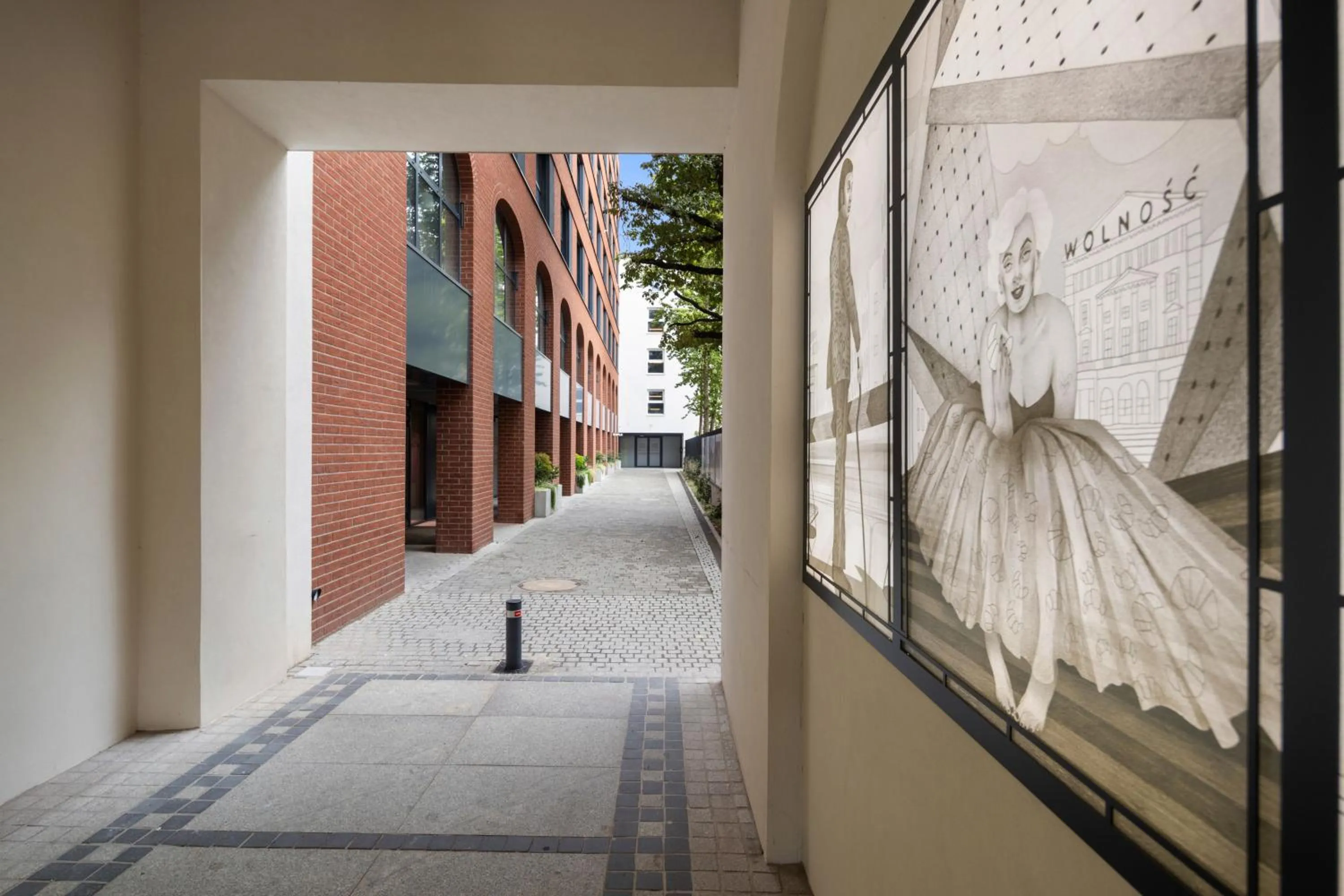 Property building in Aparthotel City Break Plac Wolności 6