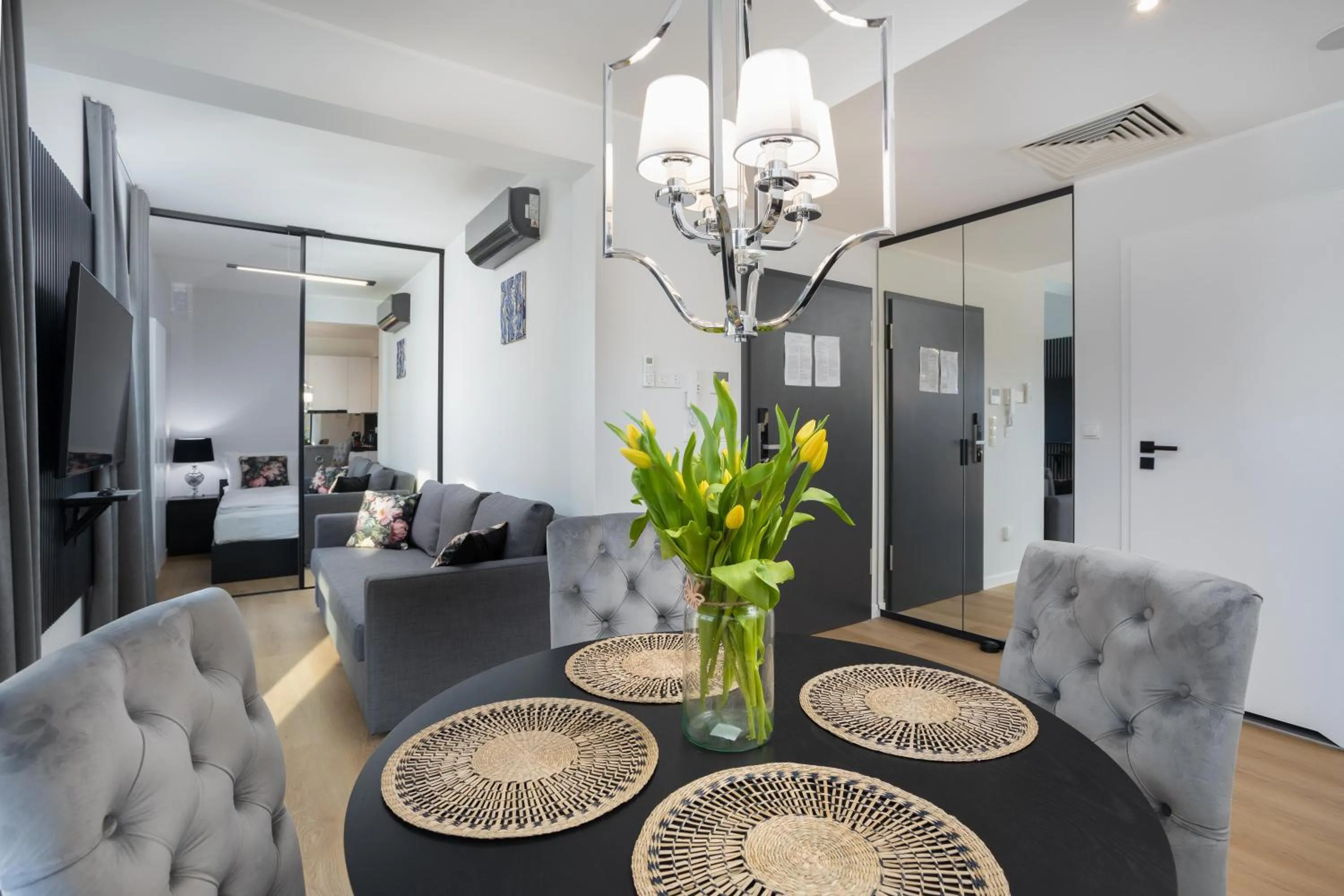 Dining area in Aparthotel City Break Plac Wolności 6