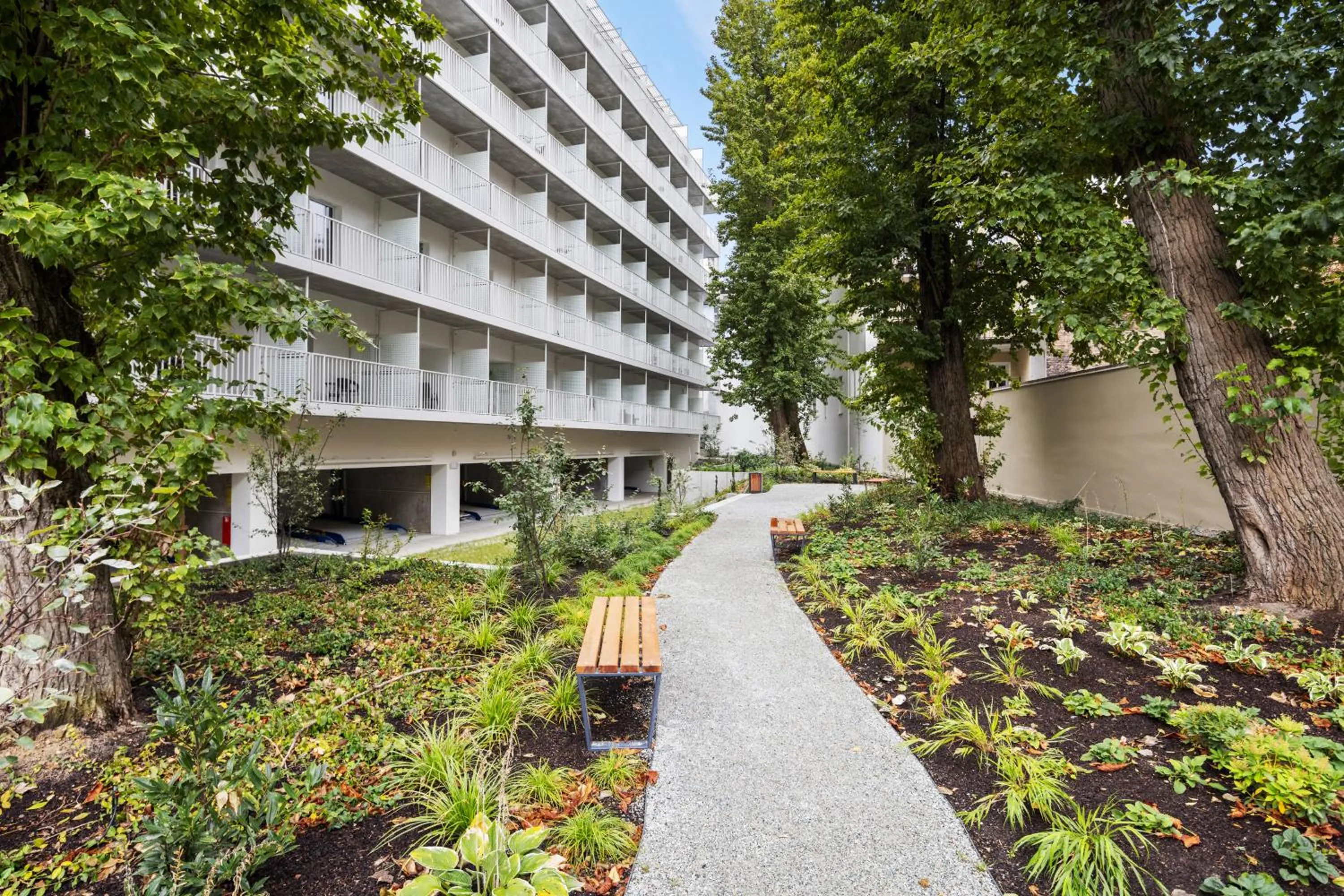 Property building in Aparthotel City Break Plac Wolności 6