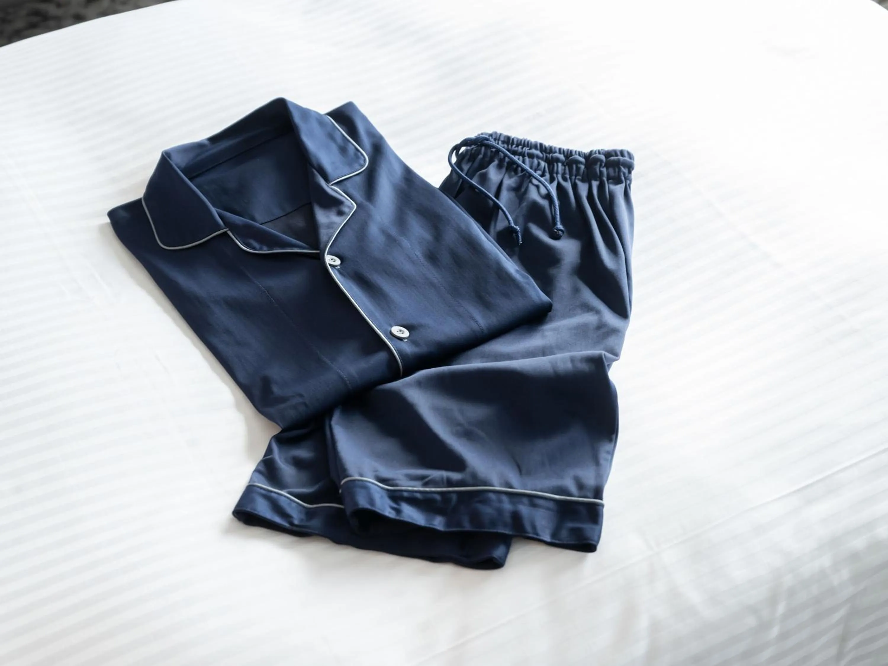 room service in insomnia KYOTO OIKE