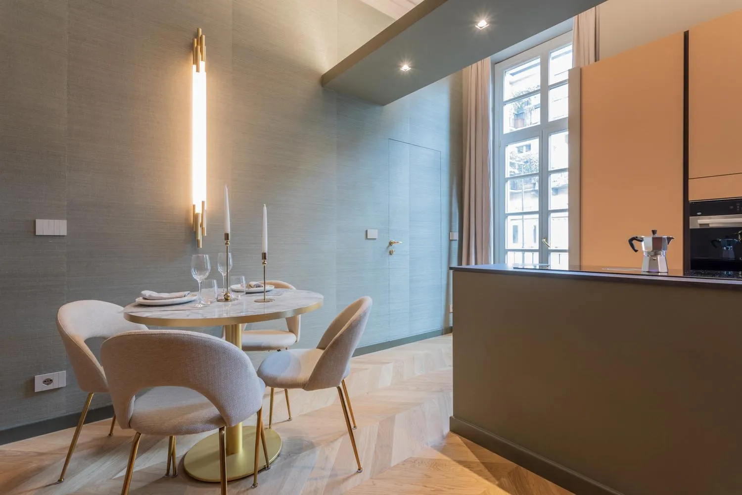 Dining area in Lagrange Design Apartments by Wonderful Italy