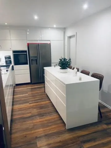Easy Stay