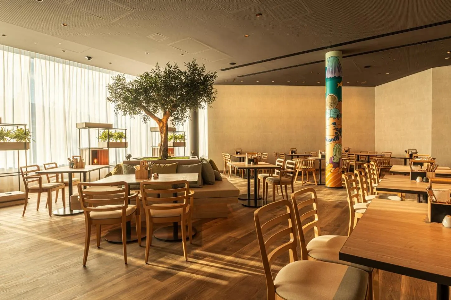 Restaurant/places to eat in IntercityHotel Lübeck