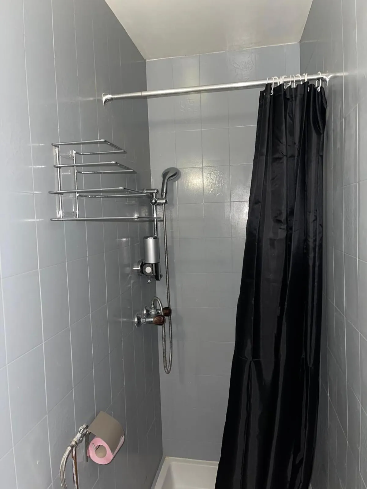 Shower in Résidences saint pierre