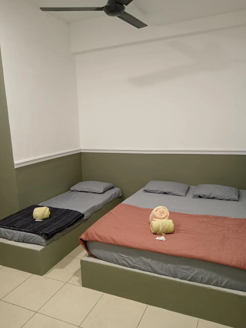 Bedroom, Bed in Hotel Seri Intan Tampin